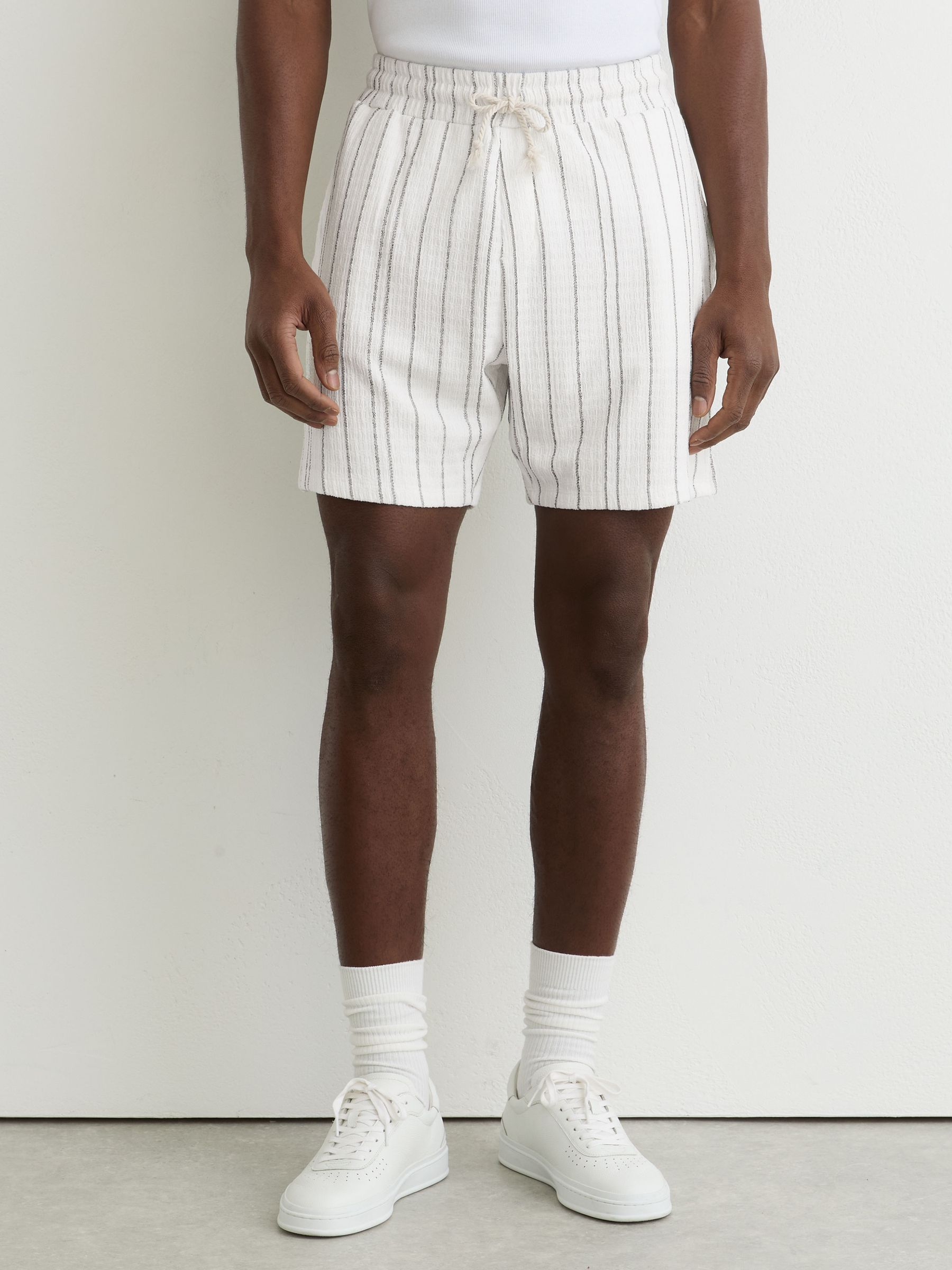 Textured Stripe Drawstring Shorts in White - Image 3 of 6