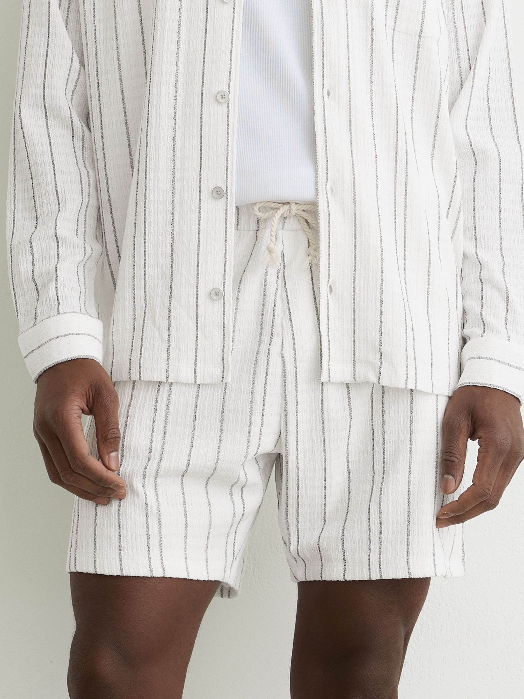 Textured Stripe Drawstring Shorts in White - image 5