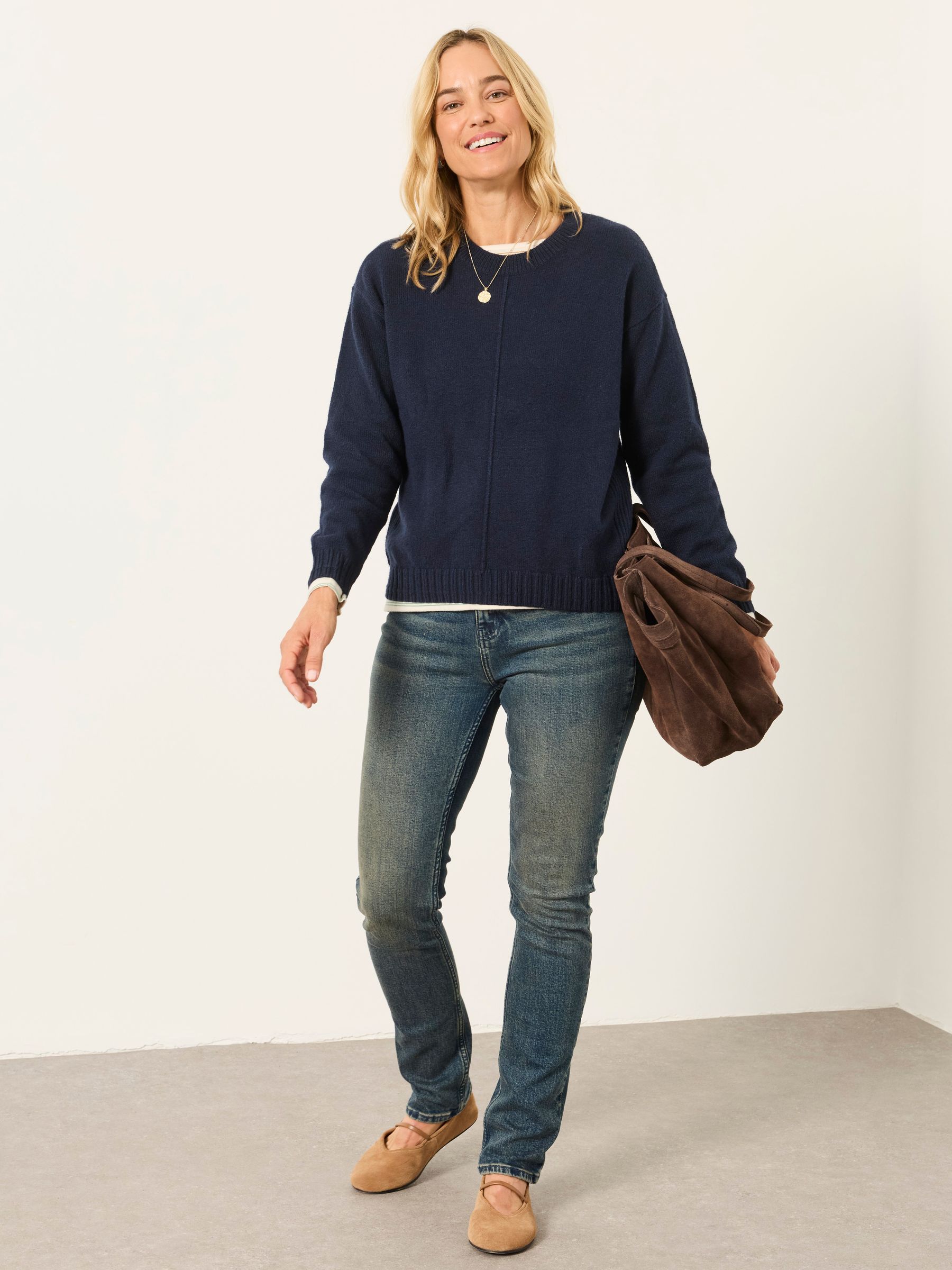 Barley Navy Knitted Crew Neck Jumper - Image 4 of 6