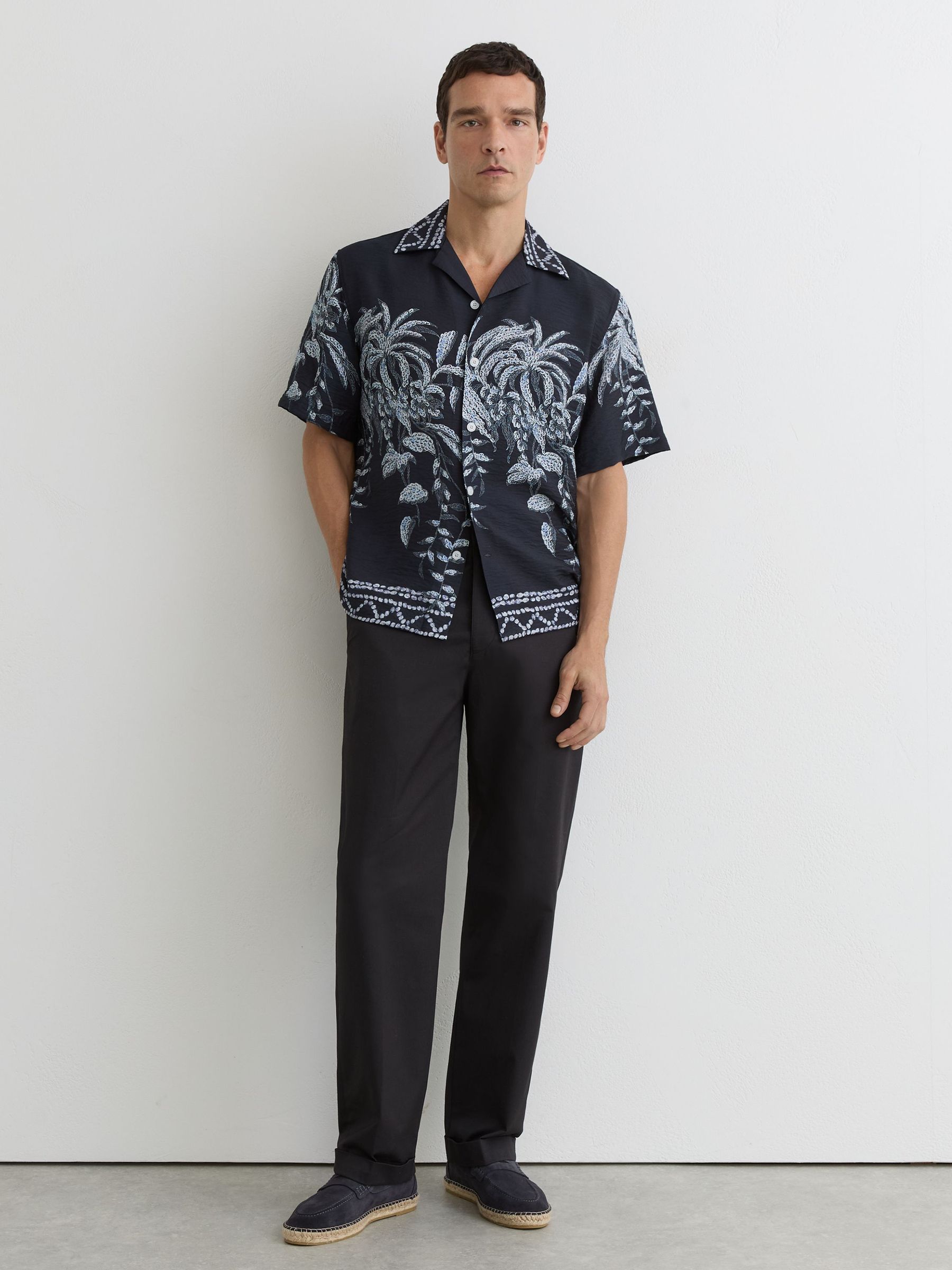 Palm-Print Cuban-Collar Shirt in Navy - Image 3 of 7