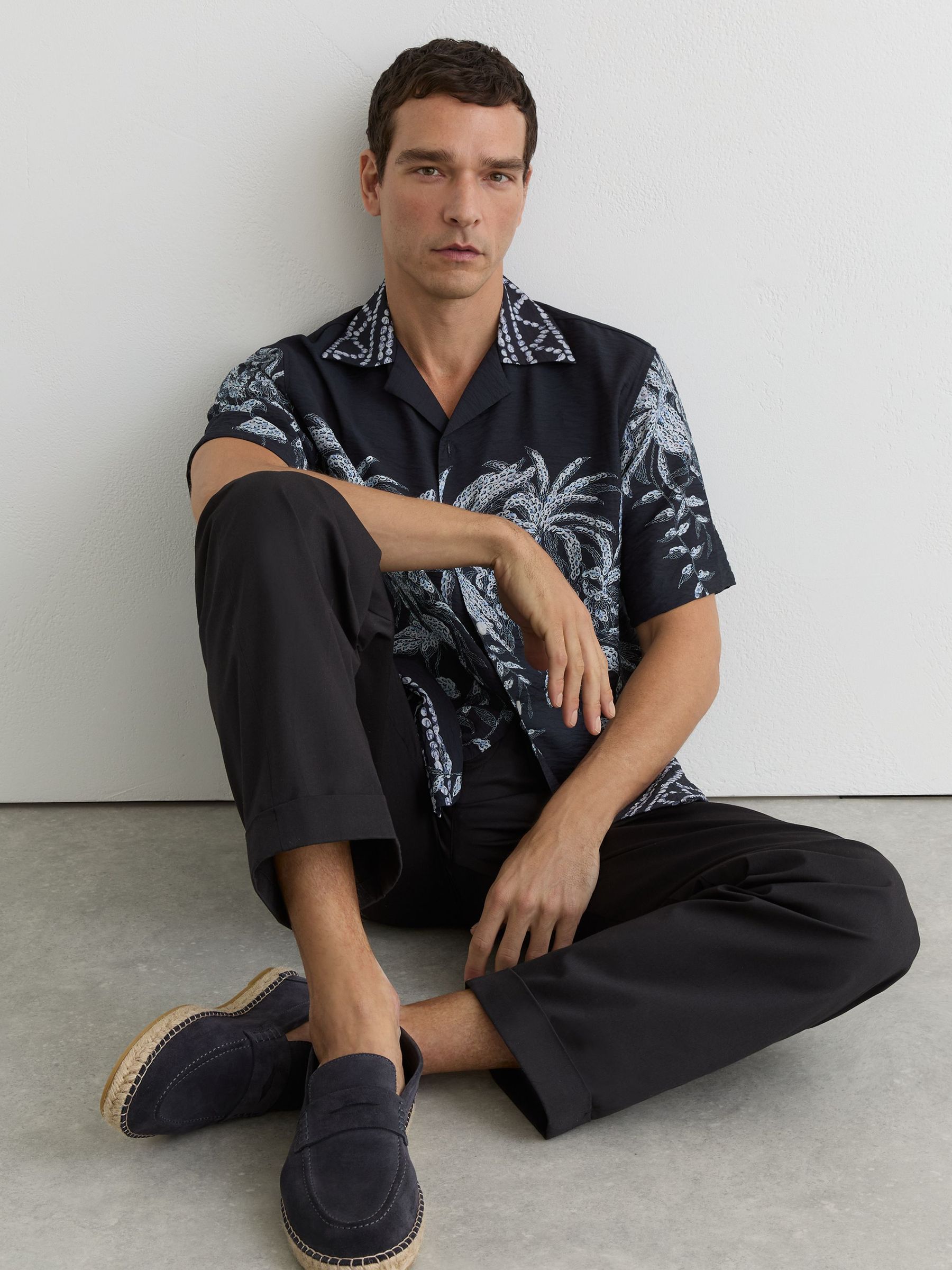 Palm-Print Cuban-Collar Shirt in Navy - Image 6 of 7