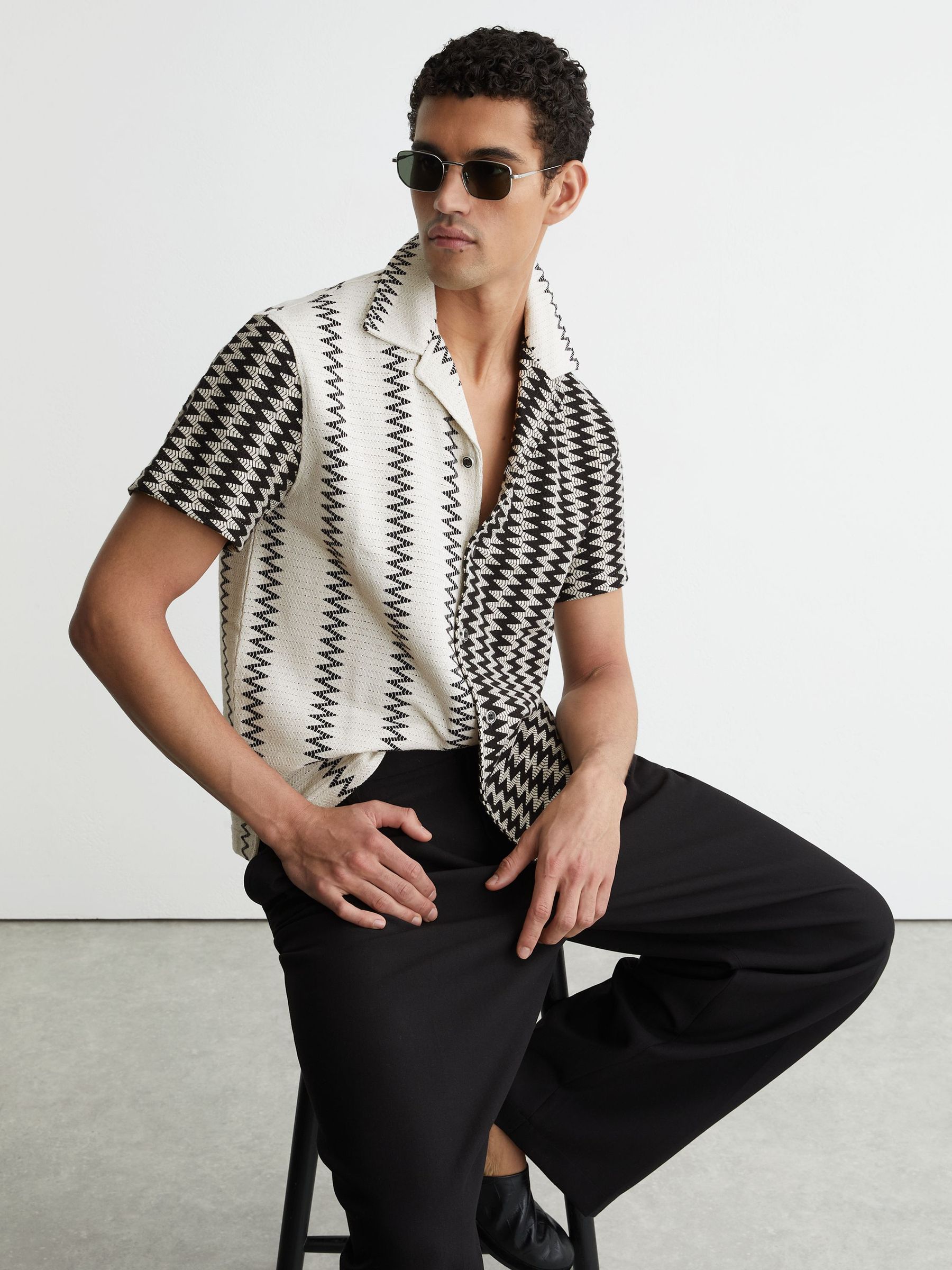 Zig-Zag Crochet Cuban Collar Shirt in White/Black - Image 4 of 7