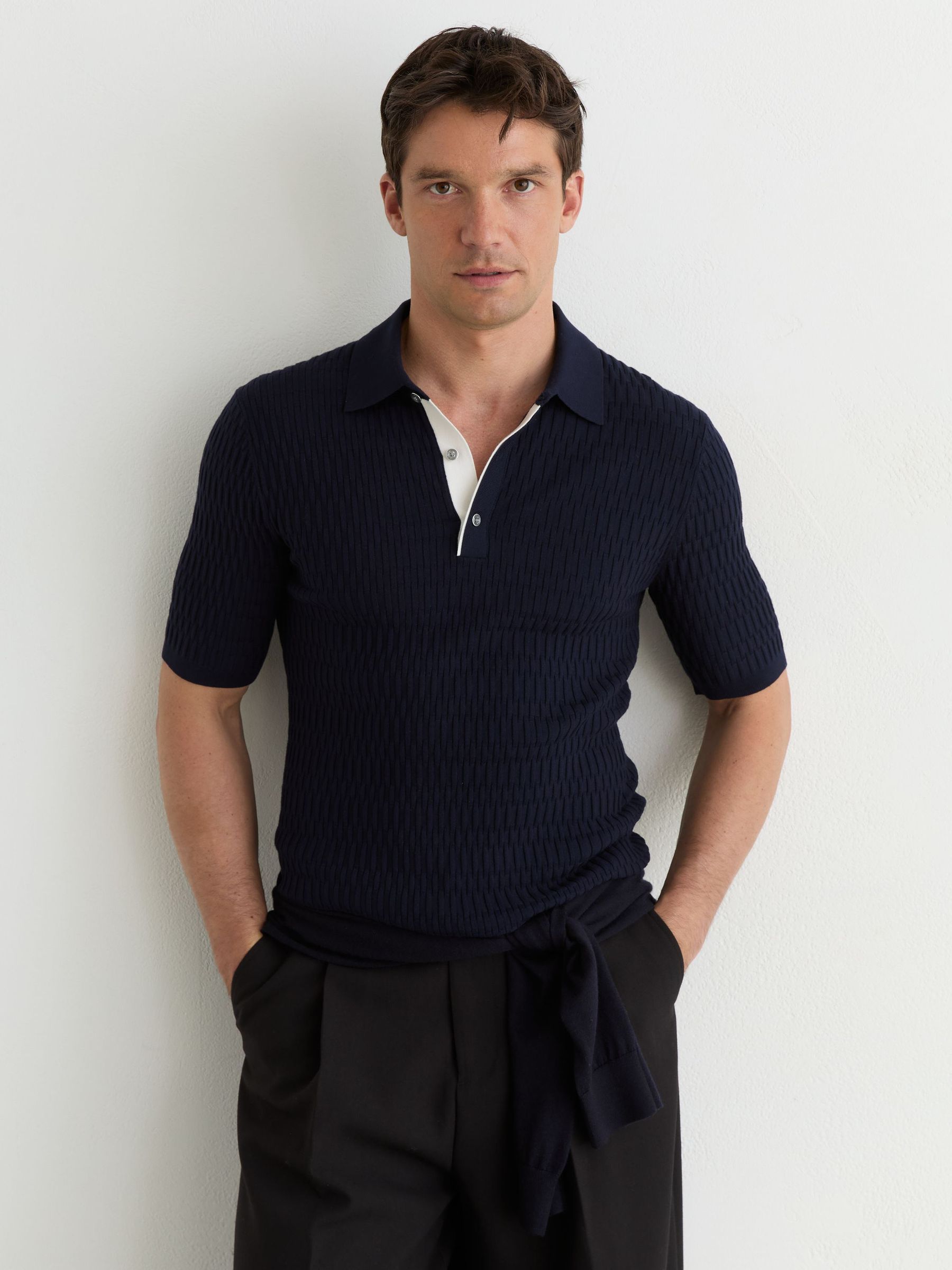 Textured-Knit Half-Button Polo Shirt in Navy - Εικόνα 1 από 6