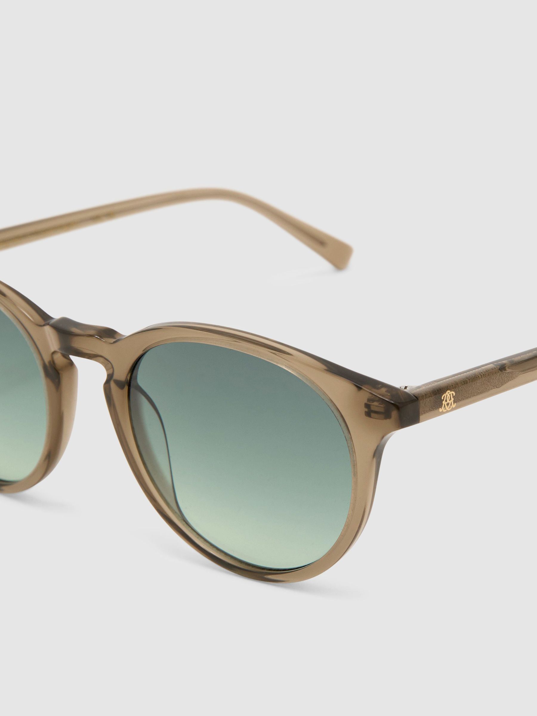 MessyWeekend Round-Frame Sunglasses in Green - Image 4 of 5