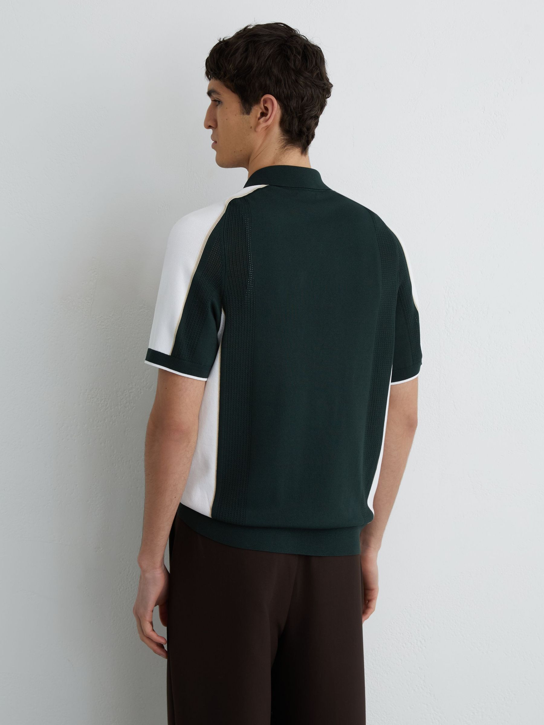Colour-Block Knit Button-Through Shirt in Dark Green/White - image 4