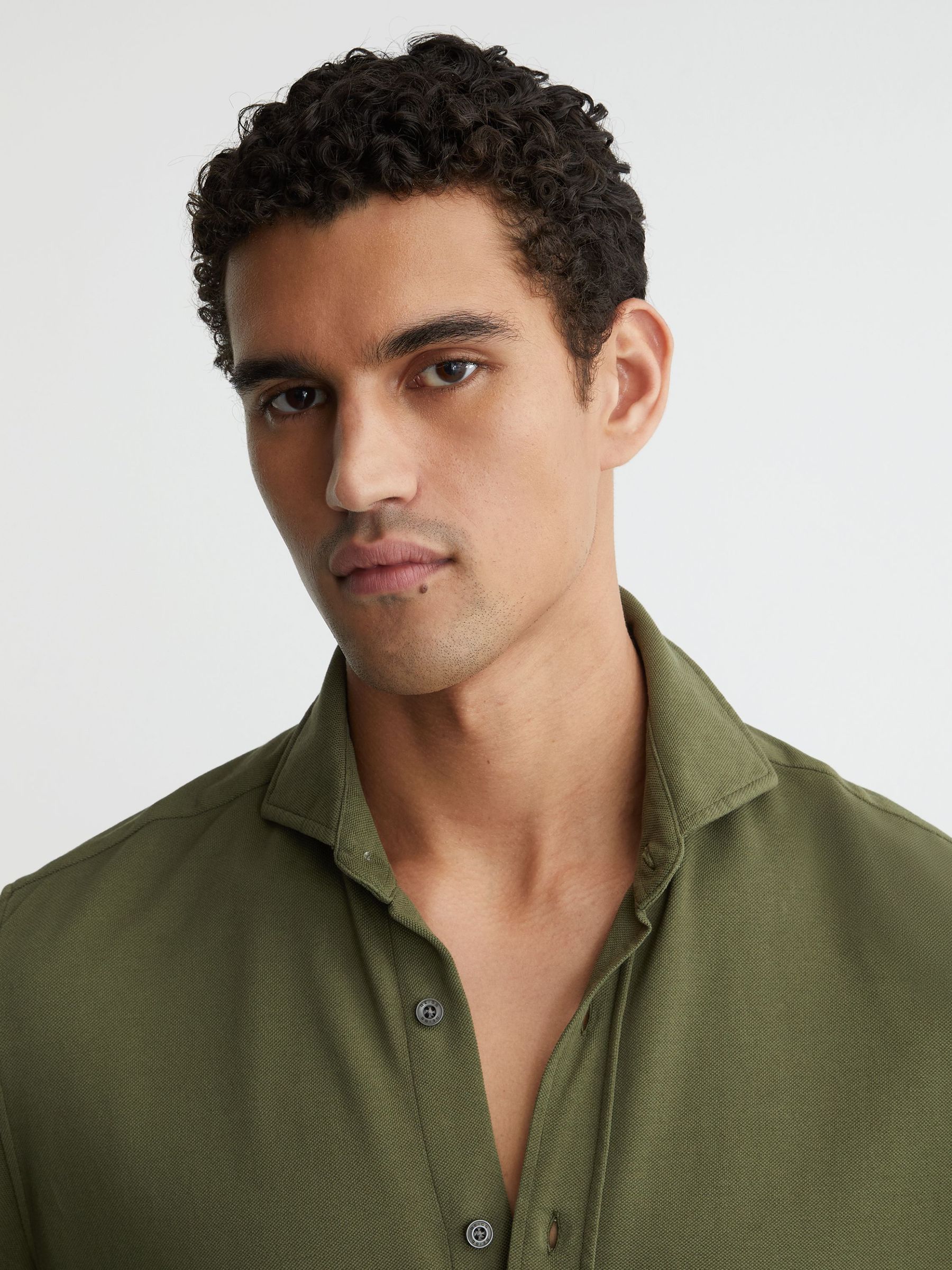 Cotton-Piqué Garment-Dyed Shirt Regular-Fit in Green - Image 4 of 6
