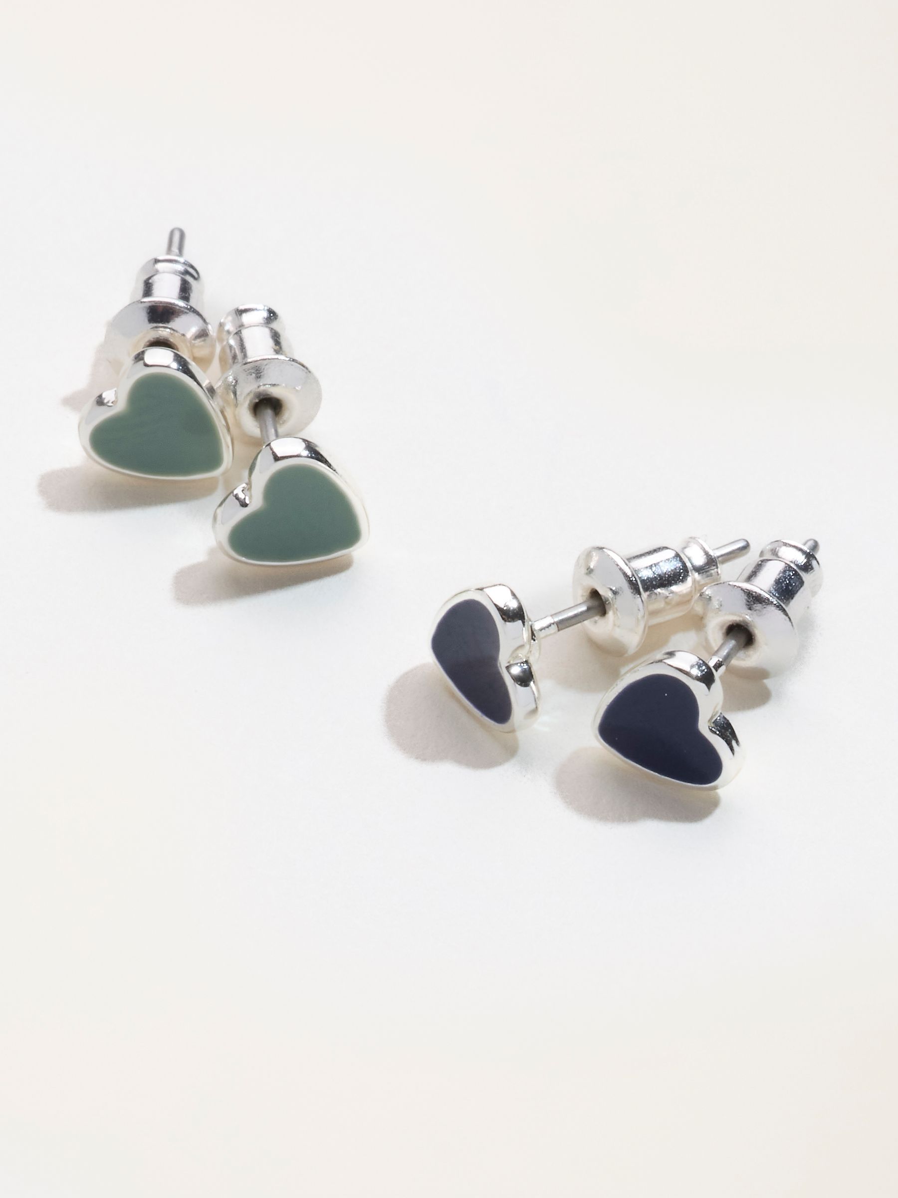 2 Pairs of heart Earrings in Green - Image 2 of 2