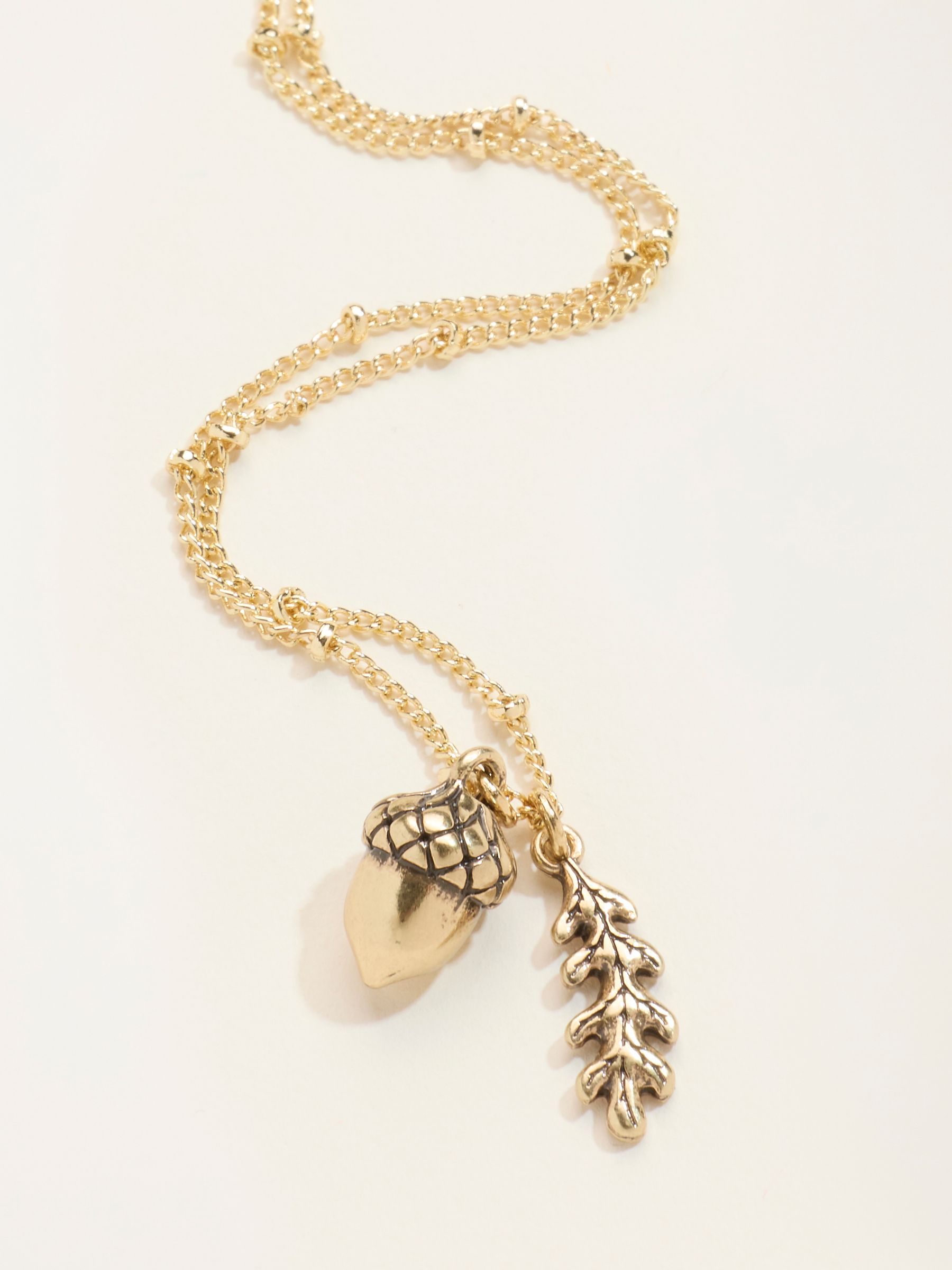 Gold Tone Acorn Leaf Necklace - Image 2 of 2 Gold Tone Acorn Leaf Necklace - Image 2 of 2