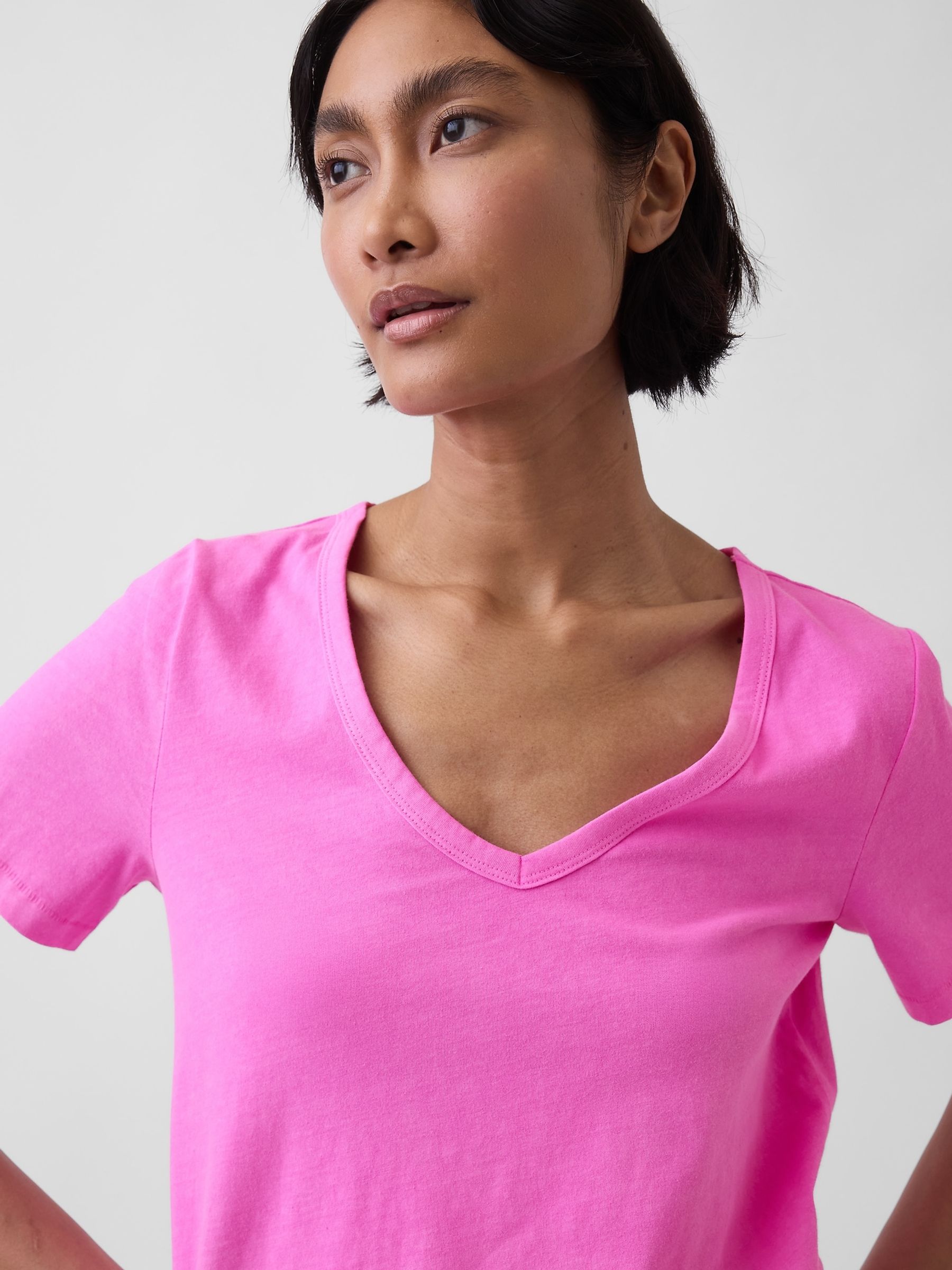 Pink Vintage Soft V-Neck T-Shirt - Image 4 of 4 Pink Vintage Soft V-Neck T-Shirt - Image 4 of 4
