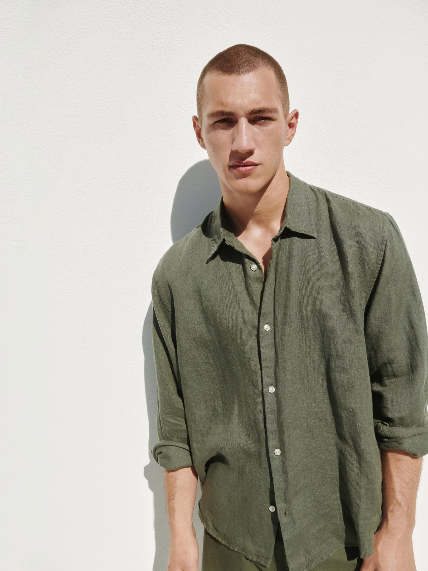 Green Linen Relaxed Shirt - Image 5 of 6