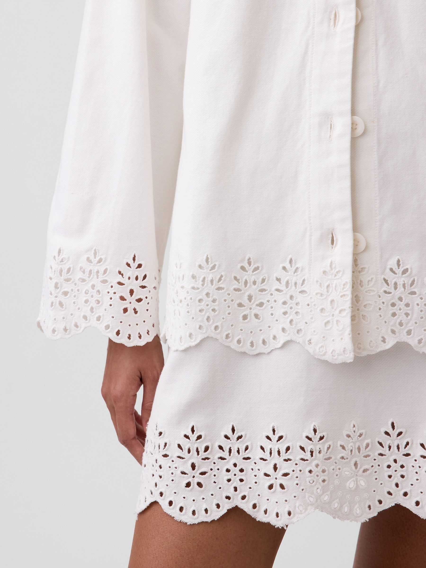 White Eyelet Hem Relaxed Shirt Jacket - Image 5 of 5