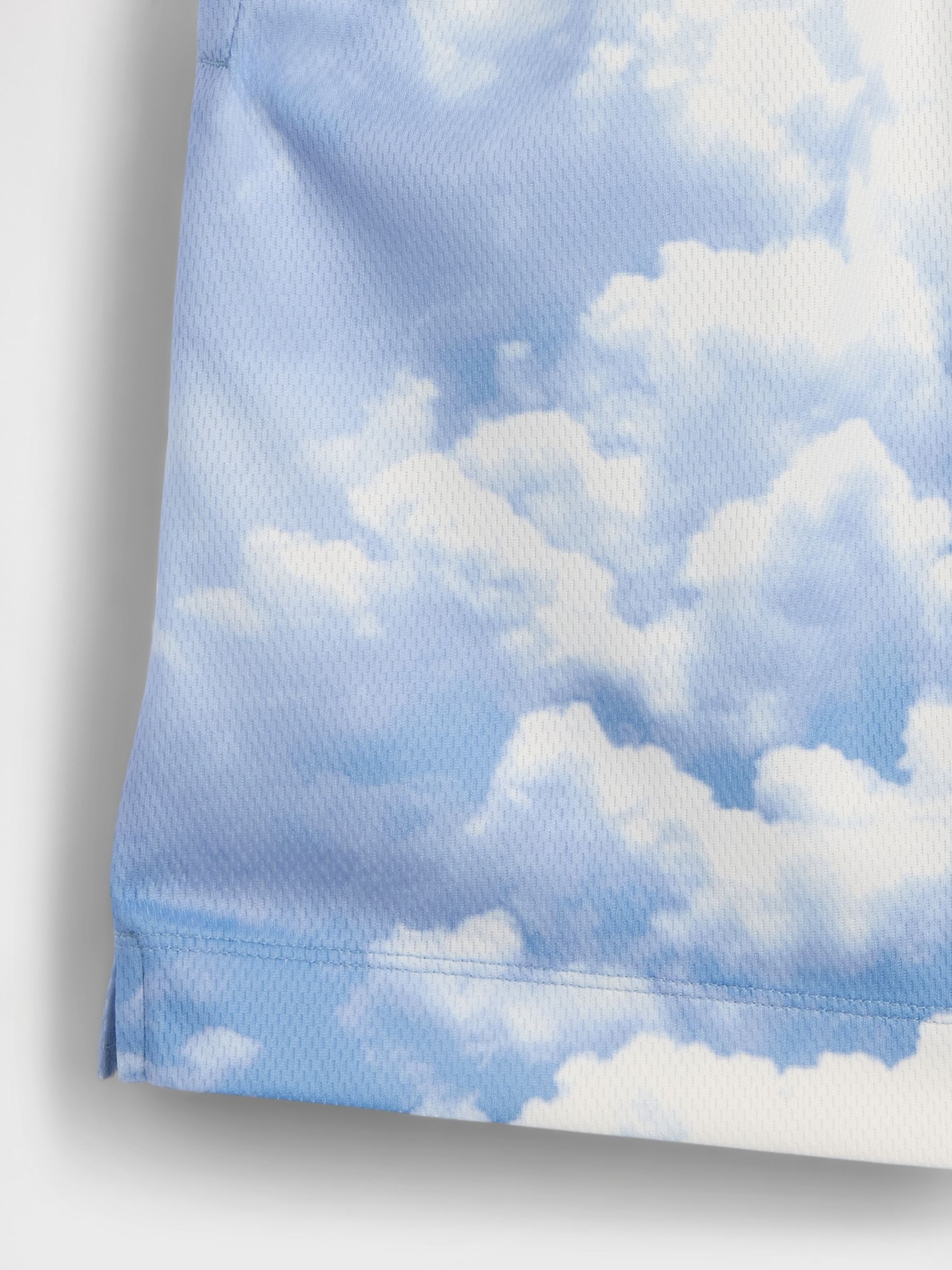 Blue Cloud 6 inch Mesh Easy Shorts - Image 5 of 5