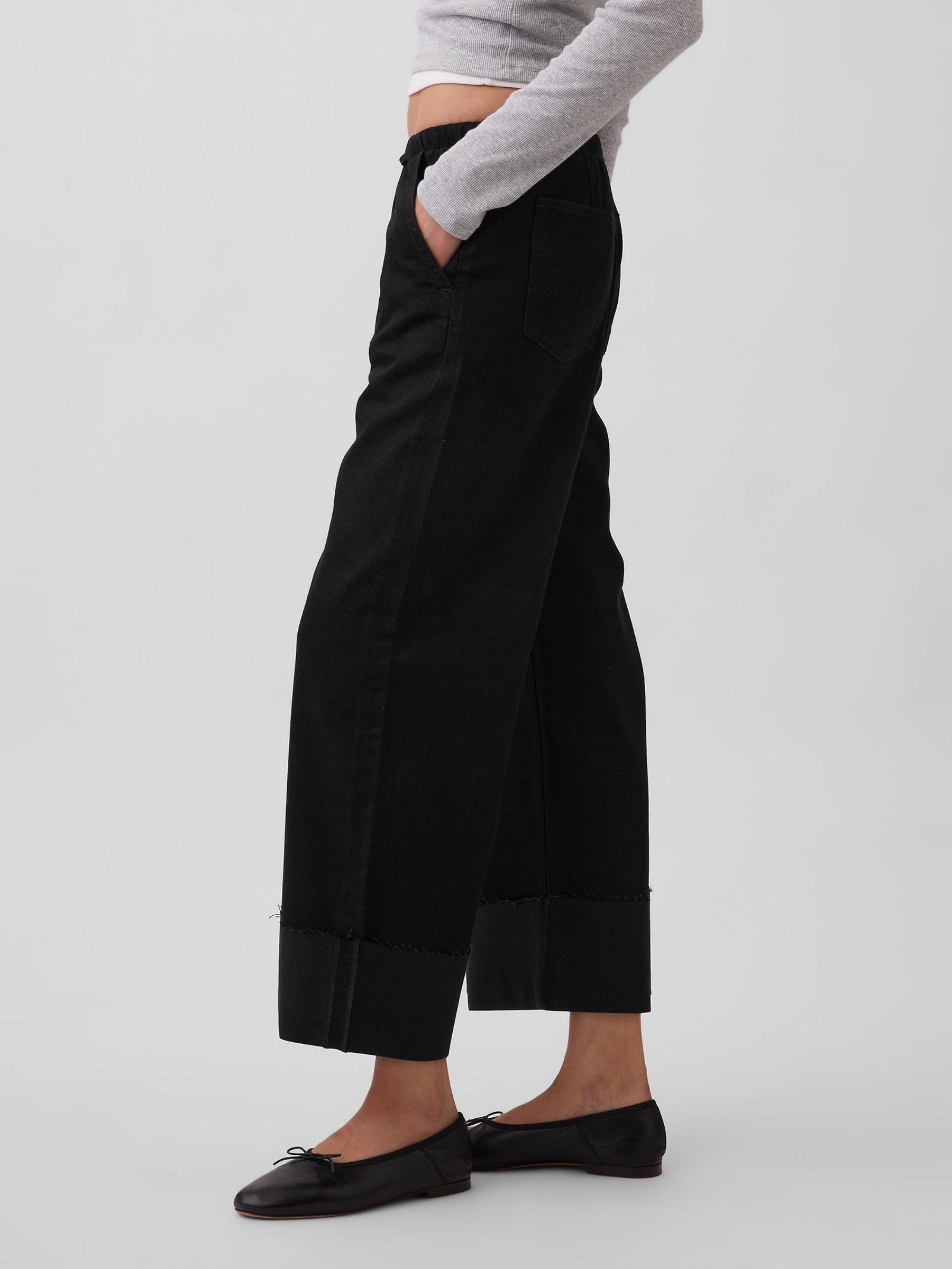 Black Low Rise UltraSoft Easy '90s Loose Crop Jeans - Image 2 of 4