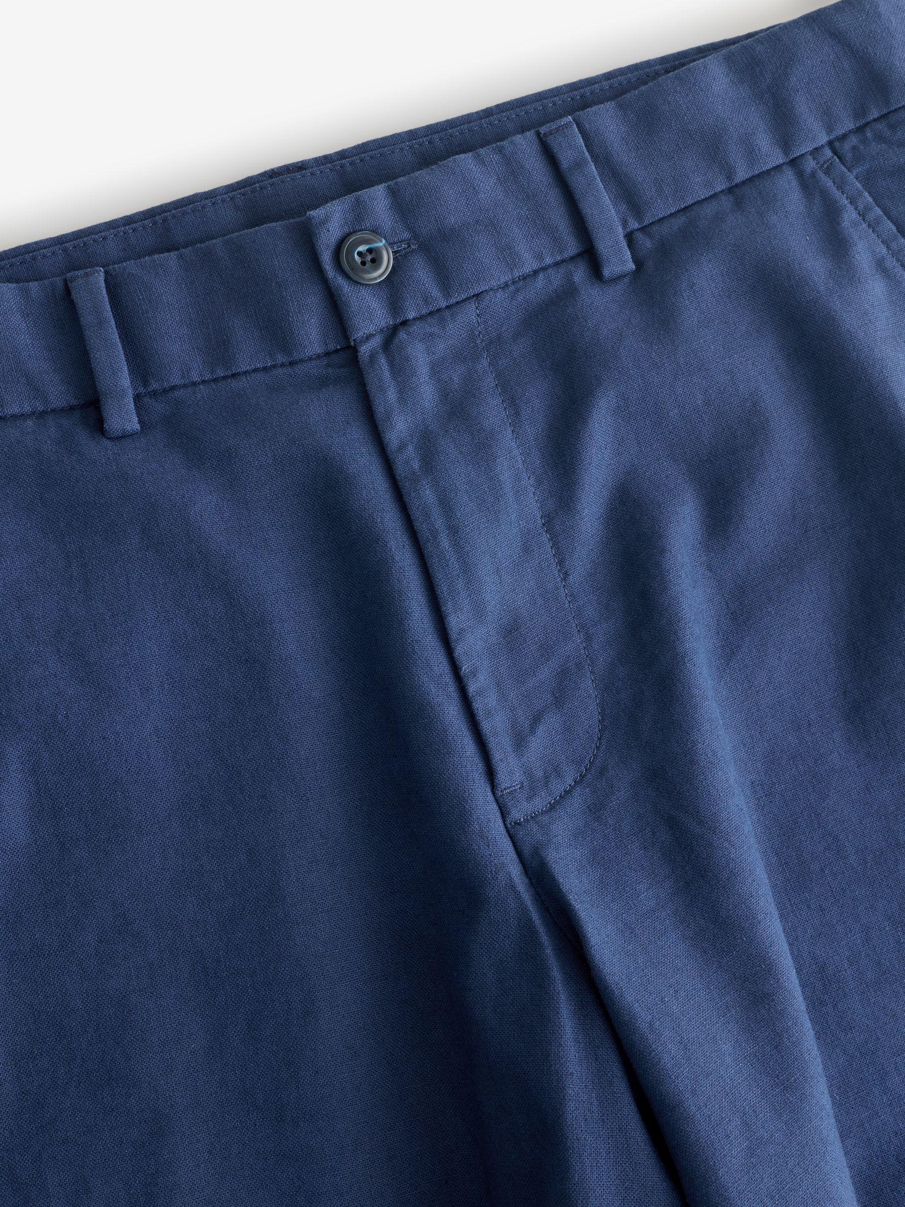 Blue 7.5 inch Linen-Cotton Shorts - Image 4 of 6