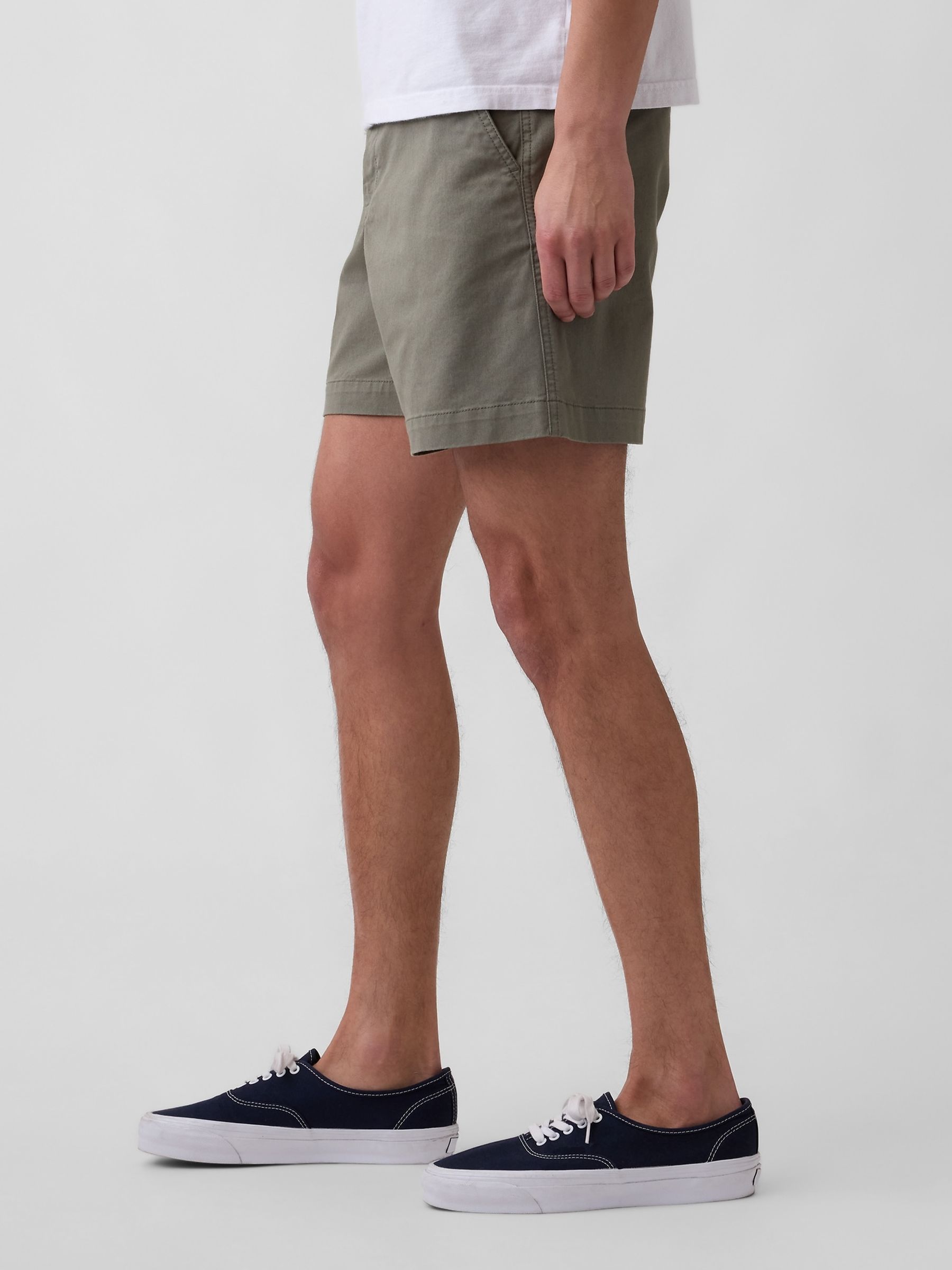 Green 7 inch Relaxed Shorts - Image 3 of 5