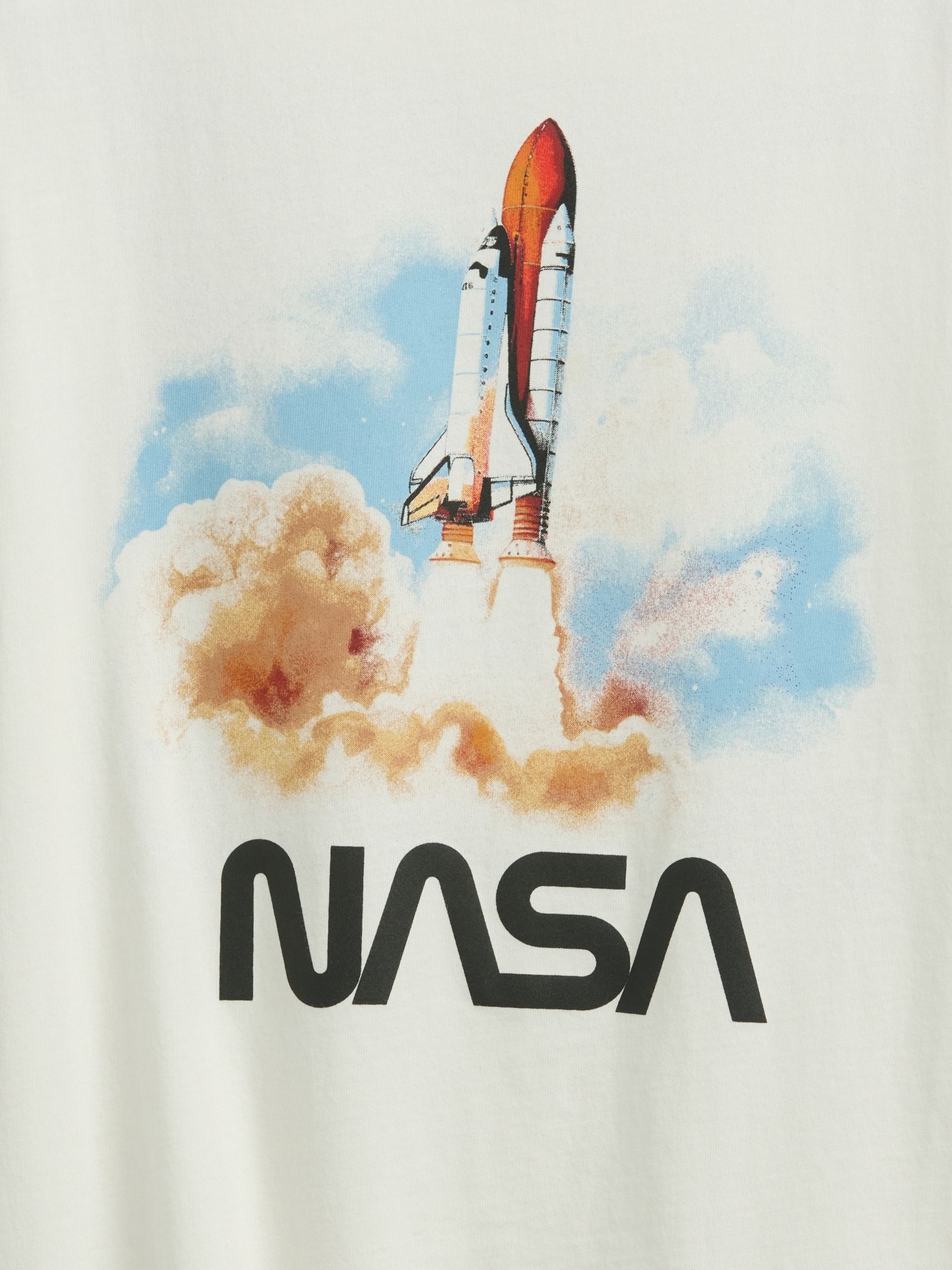 White Graphic T-Shirt - Image 3 of 3 White Graphic T-Shirt - Image 3 of 3