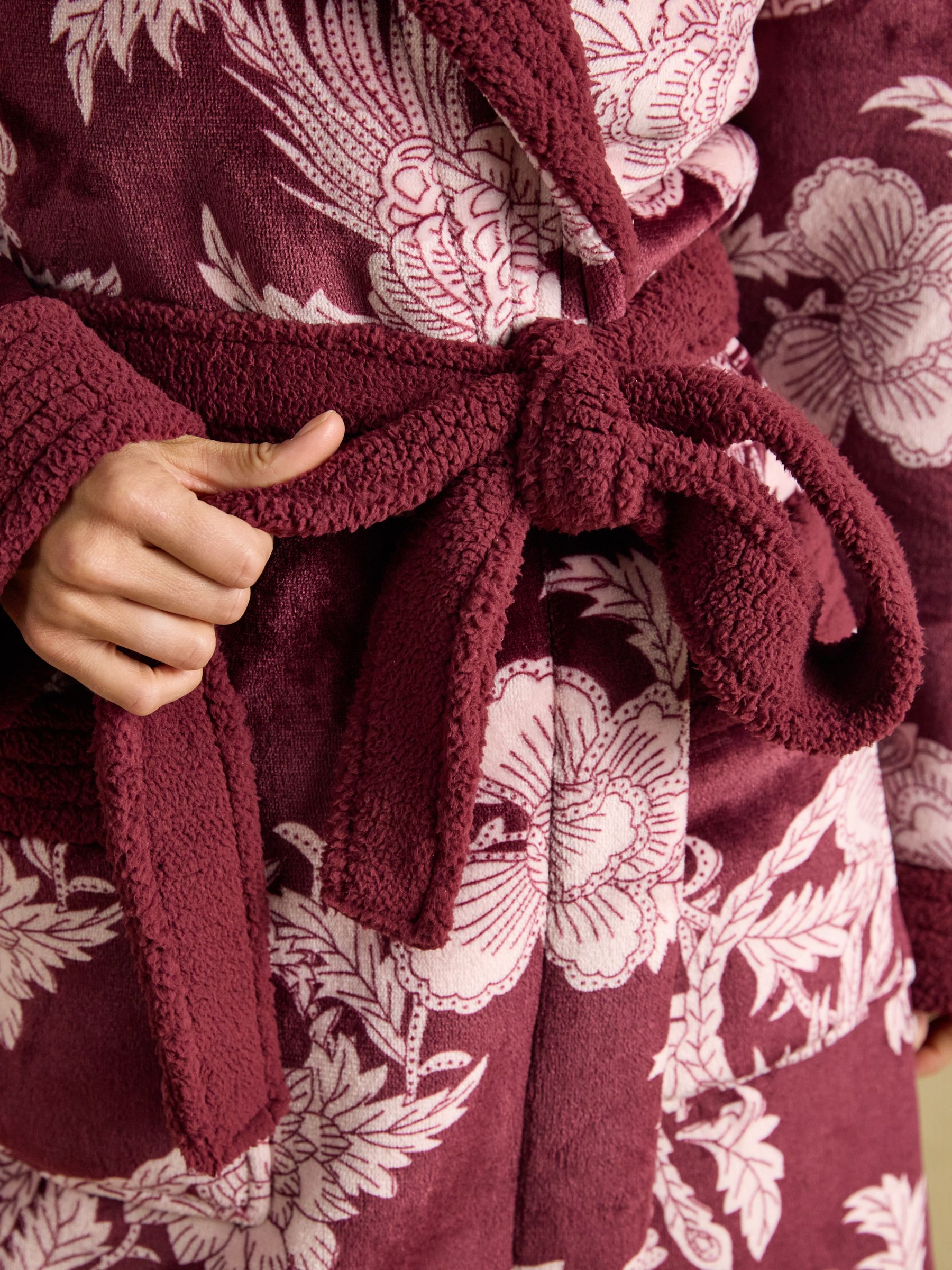Matilda Port & Pink Floral Fleece Dressing Gown - Image 6 of 8