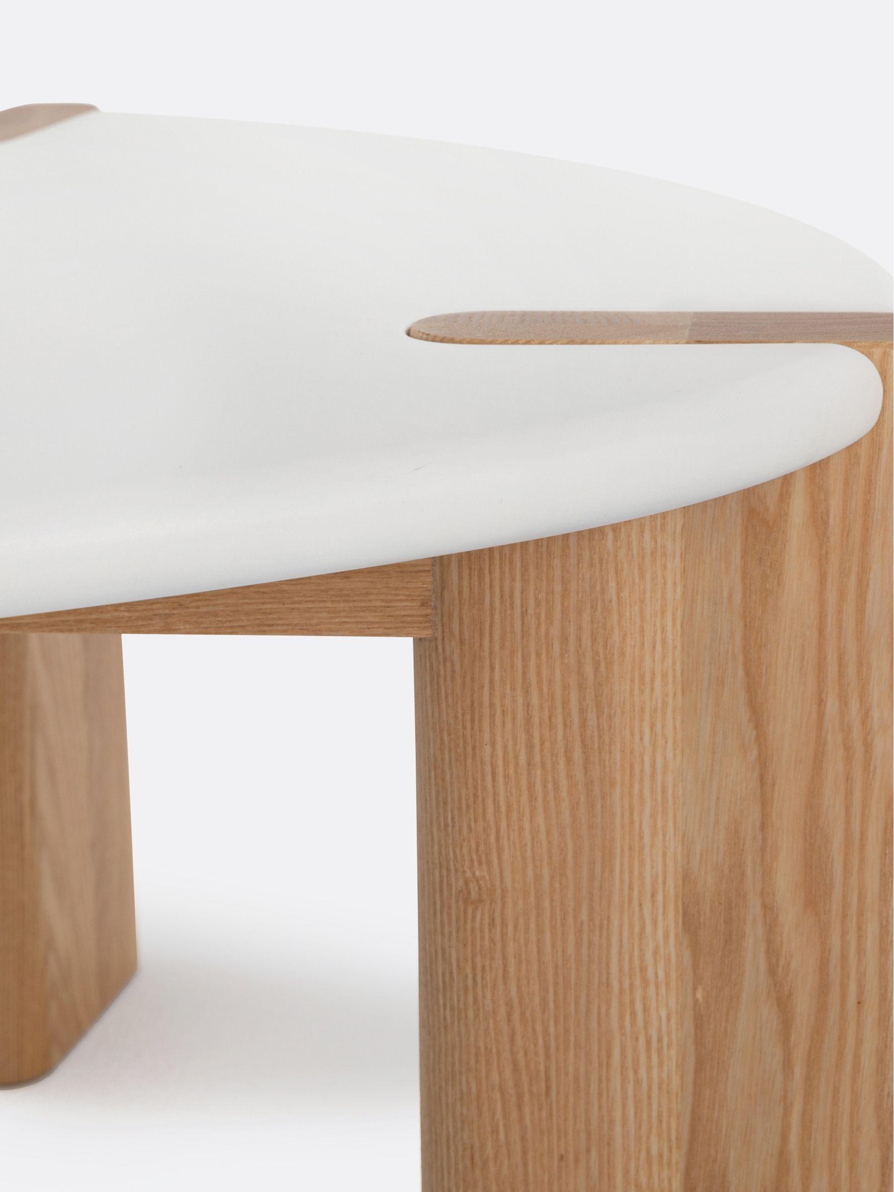 La Redoute Intérieurs White Galet Organically Shaped Beech Coffee Table - Image 5 of 6