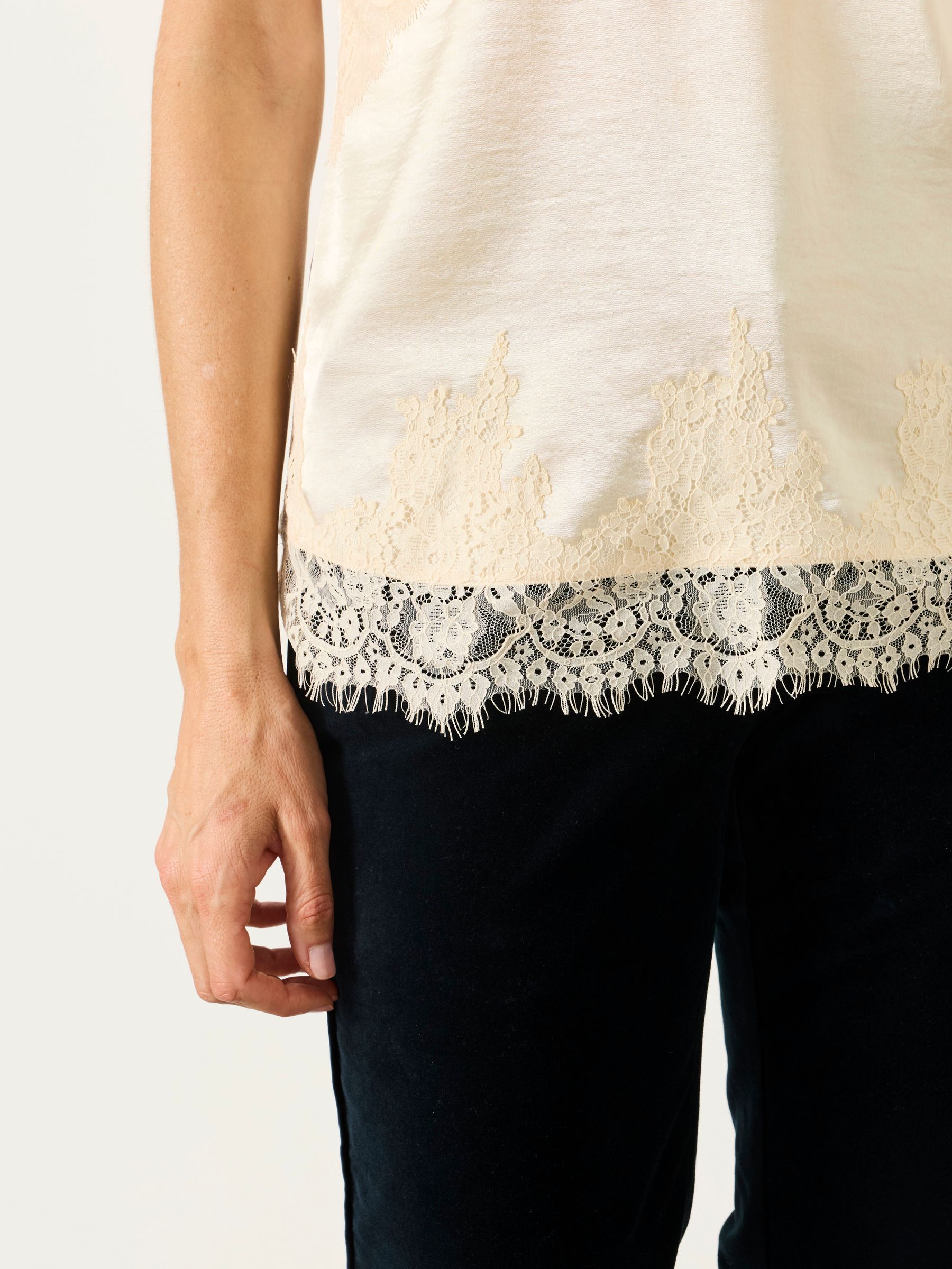Ivory Petite Logan Lace Trim Cami - Image 5 of 6