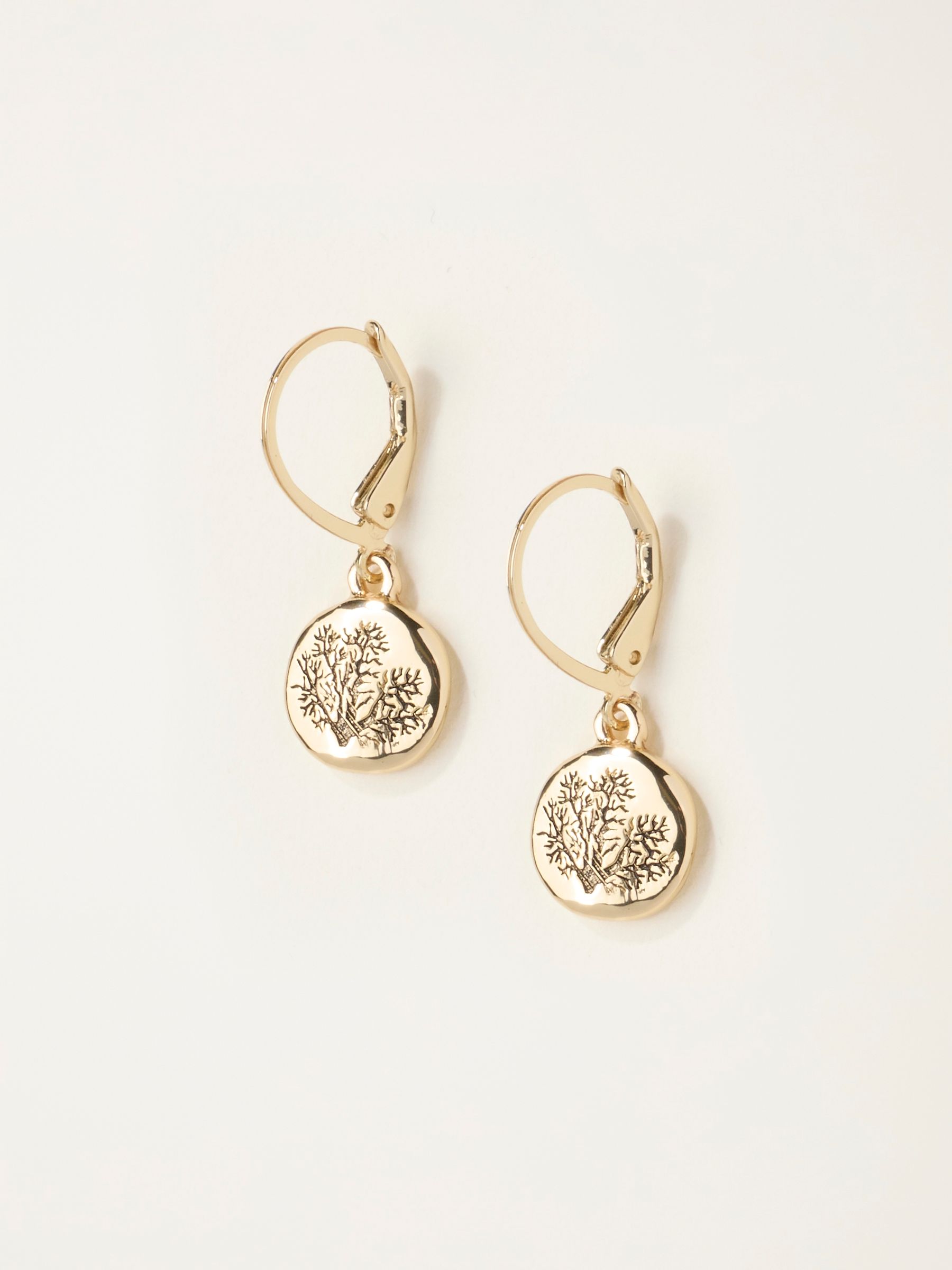Gold Tone V and A Engraved Earrings - Image 2 of 3