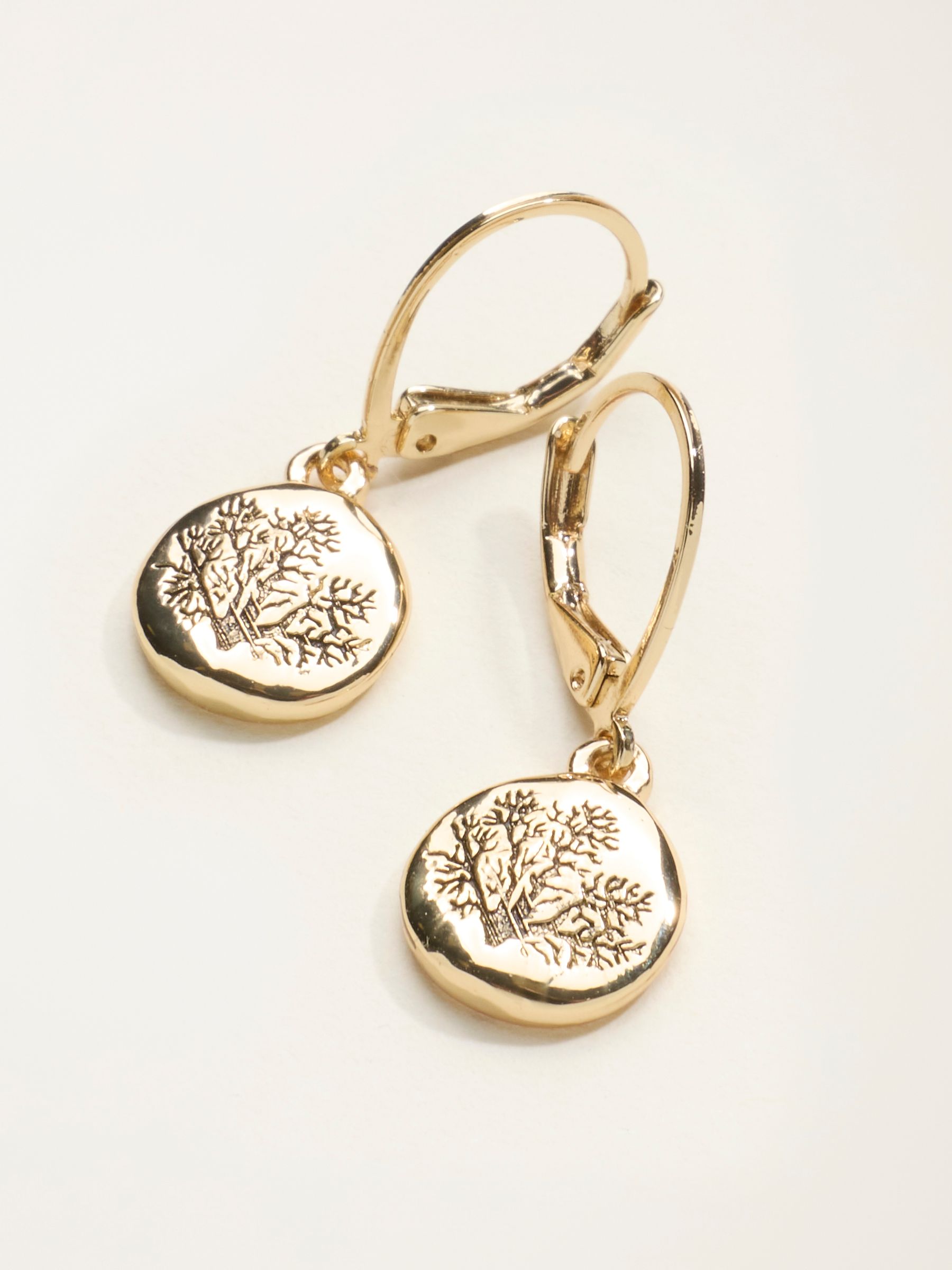 Gold Tone V and A Engraved Earrings - Image 3 of 3