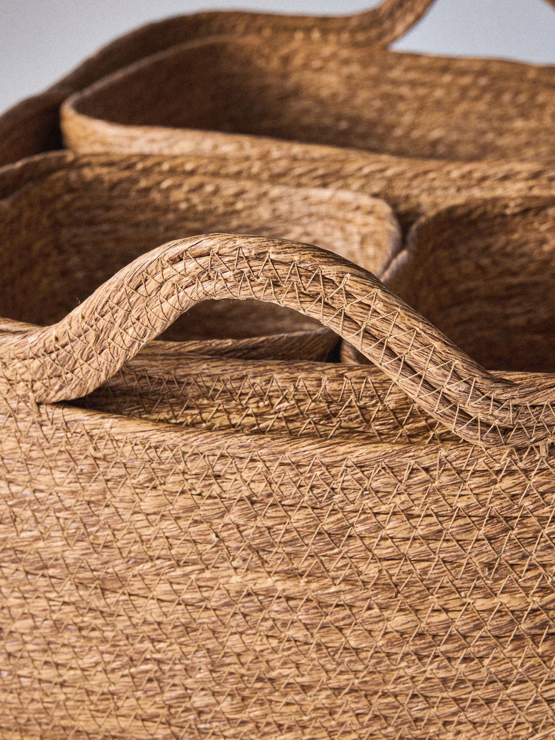 The Set 5 Pack Natural Low Rectangular Baskets - Image 7 of 7 The Set 5 Pack Natural Low Rectangular Baskets - Image 7 of 7