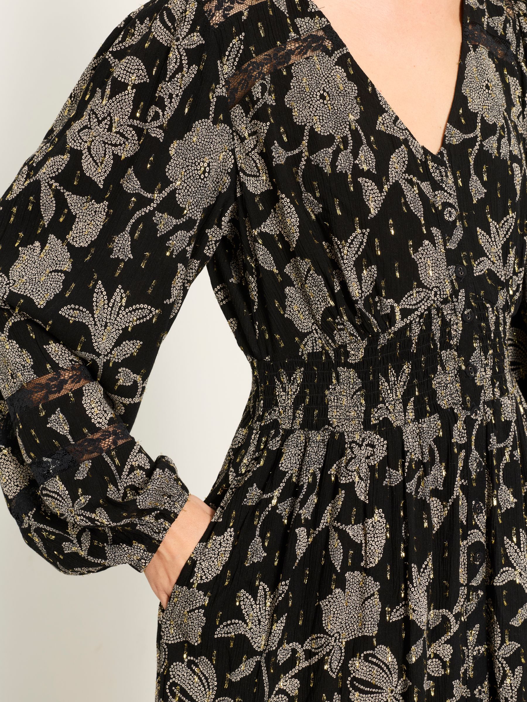 Eden Black Dot Floral Petite Jacquard Maxi Dress - Image 4 of 5