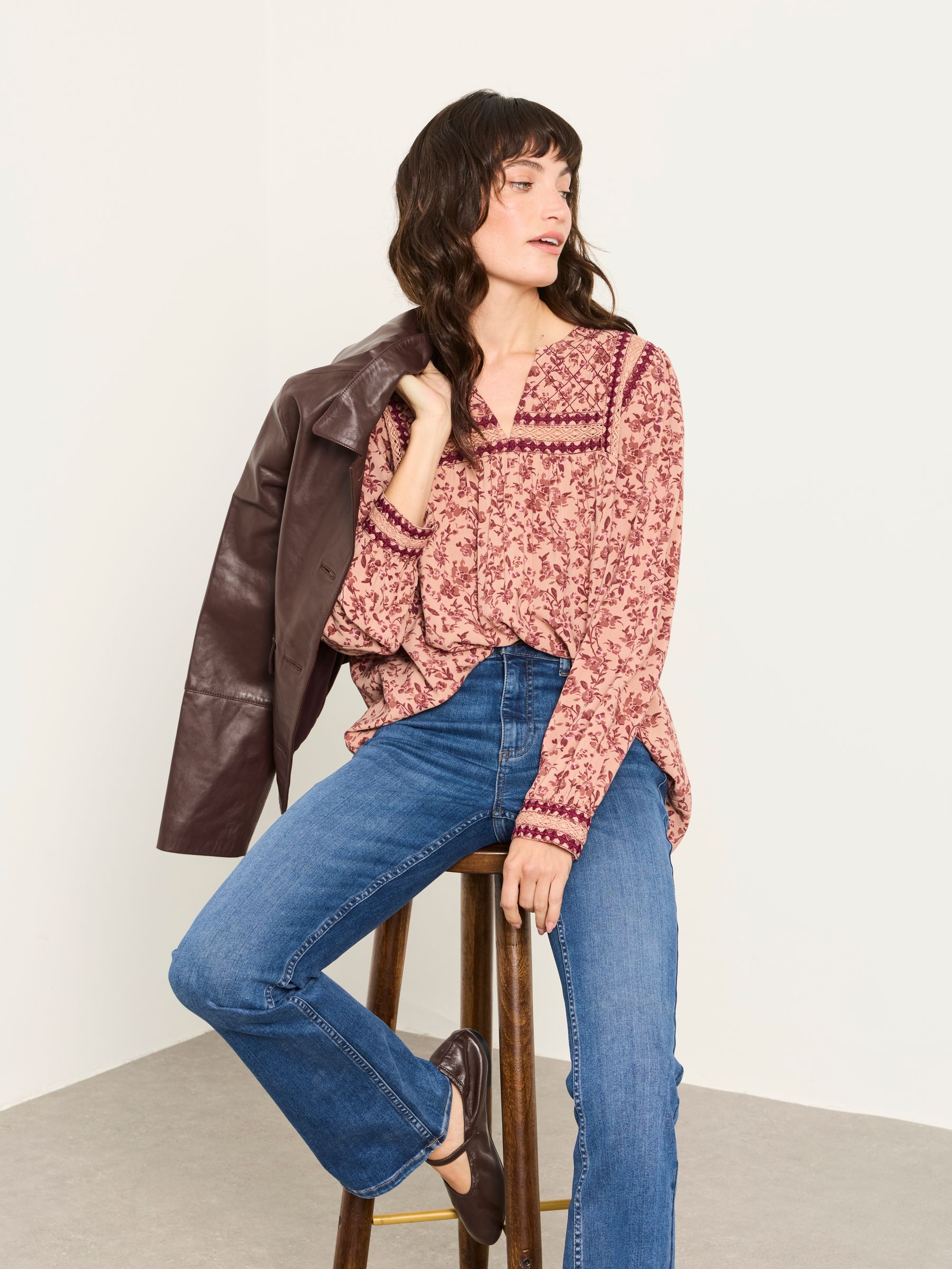 Laurel Stone Brush Floral Petite Blouse - Image 5 of 6