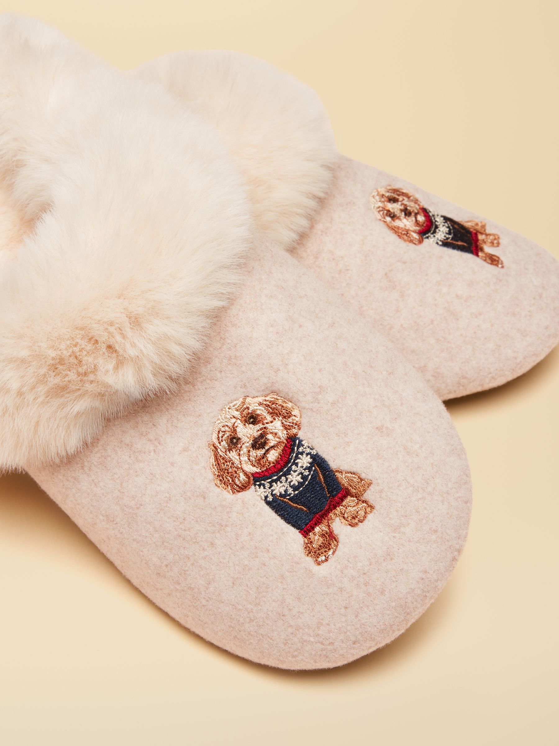 Slippet Luxe Oat Dog Slippers - Image 5 of 6