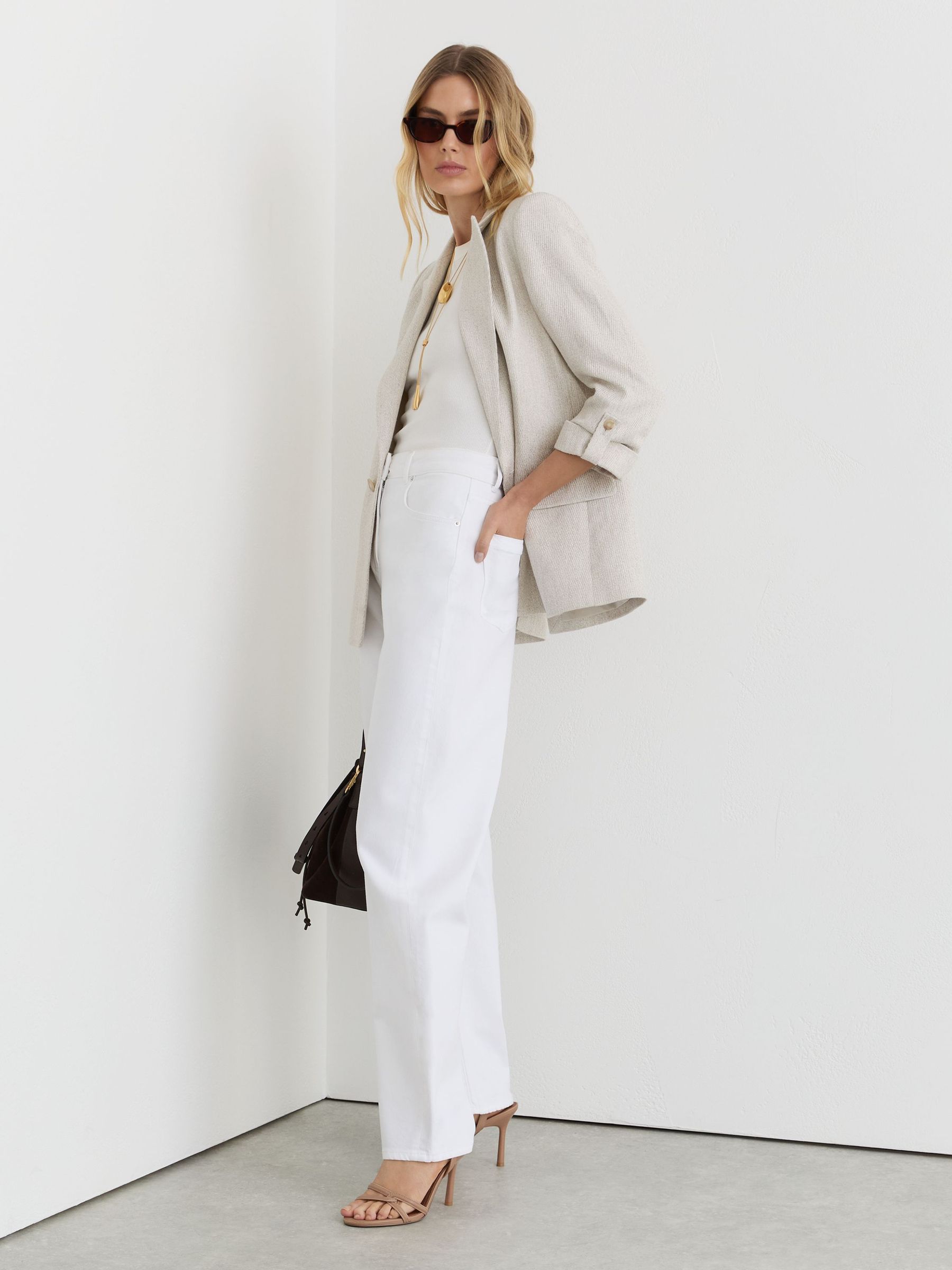 Barrel-Leg Jeans in White - image 3
