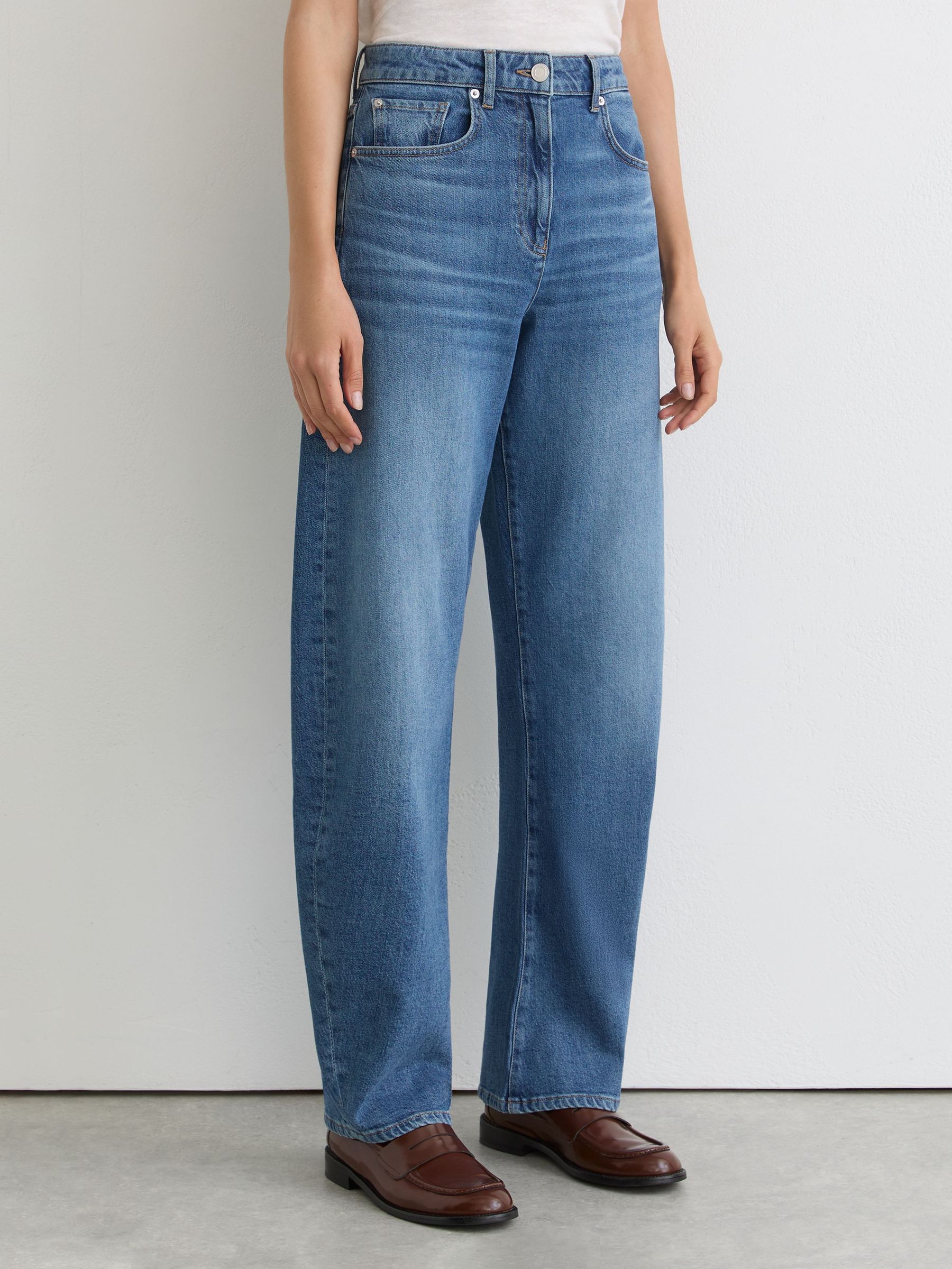 Jeans in Mid Blue - Image 3 of 6