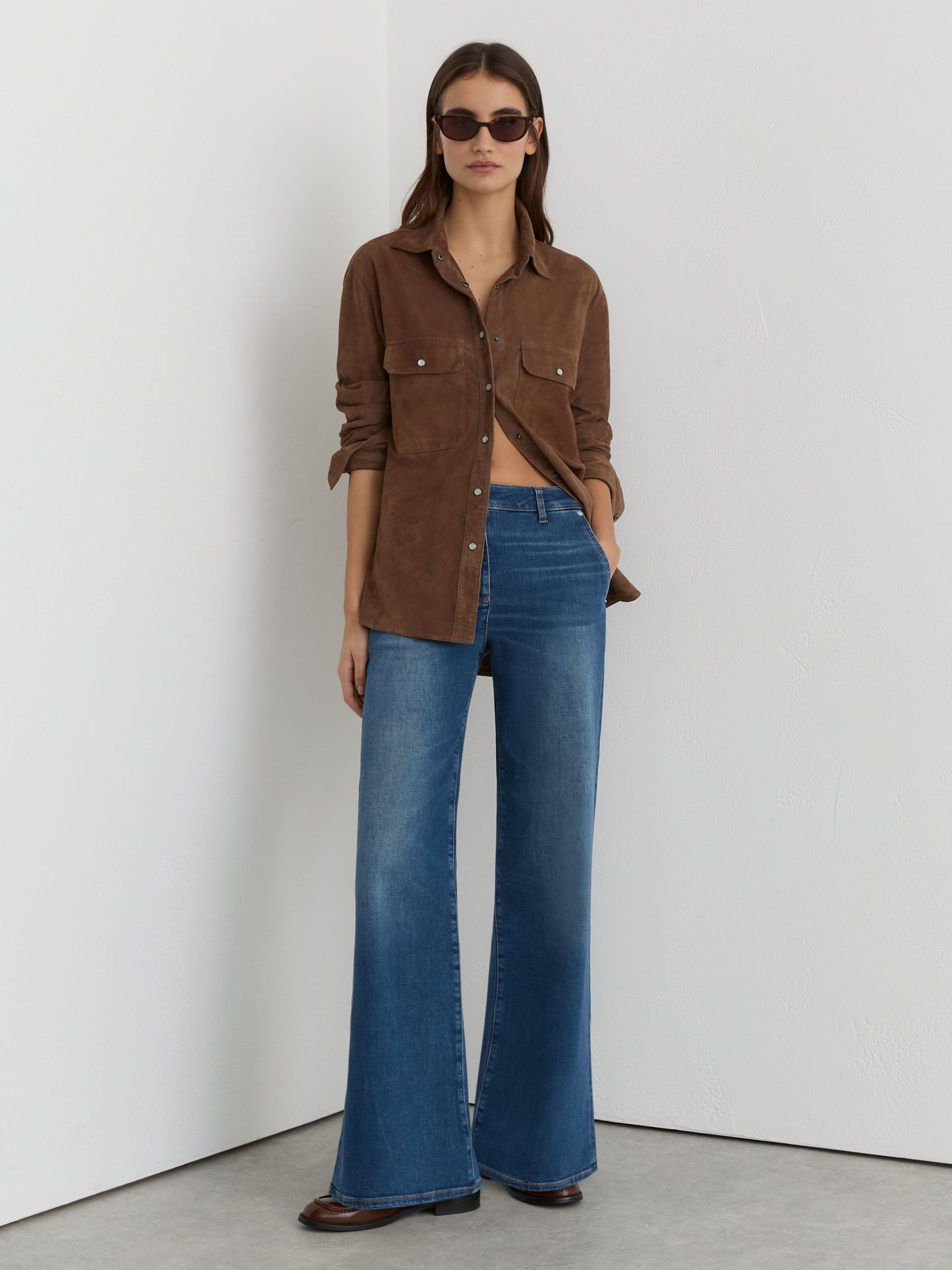 Wide-Leg Jeans in Mid Blue - Image 10 of 11