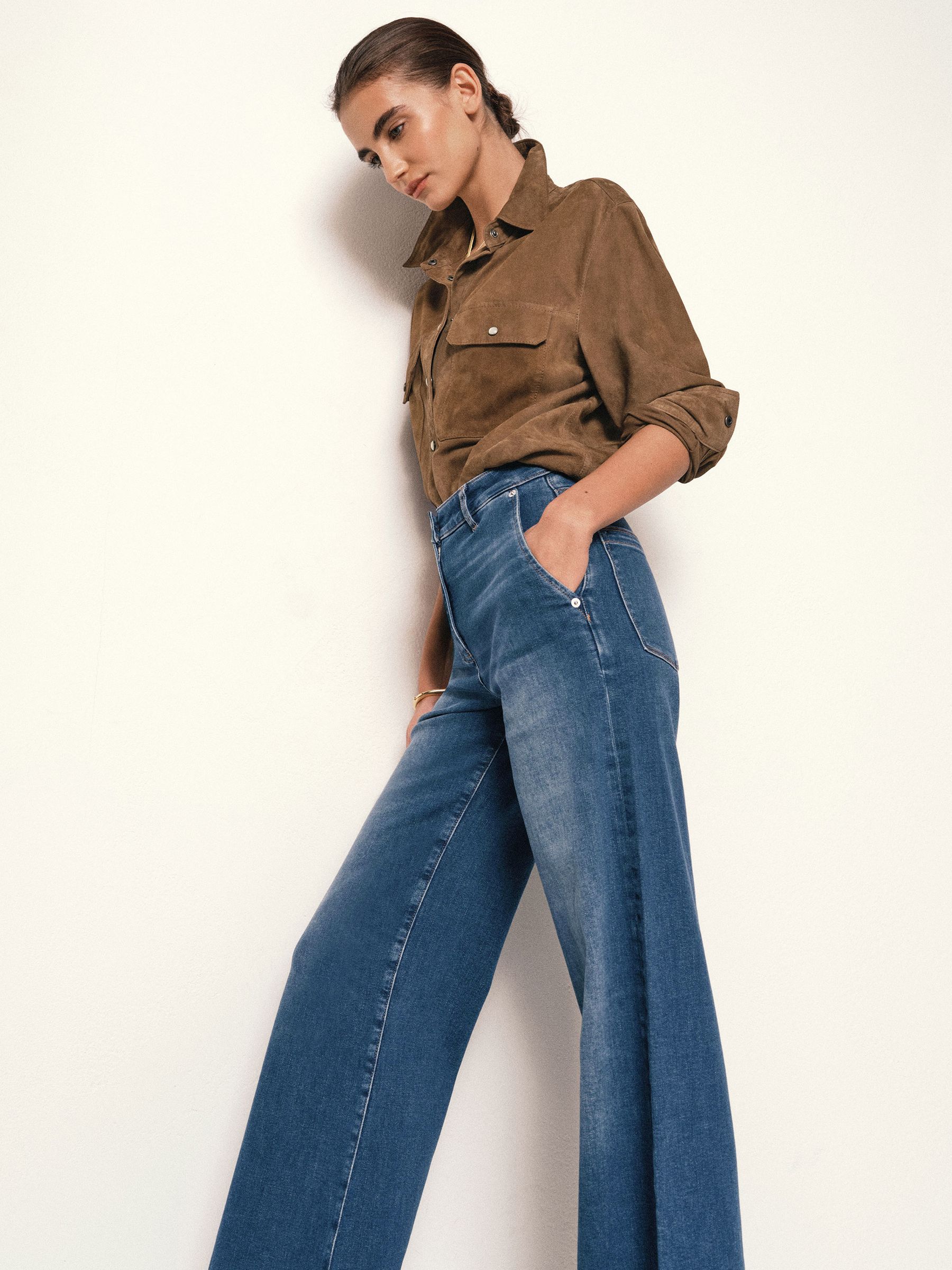 Wide-Leg Jeans in Mid Blue - Image 4 of 11