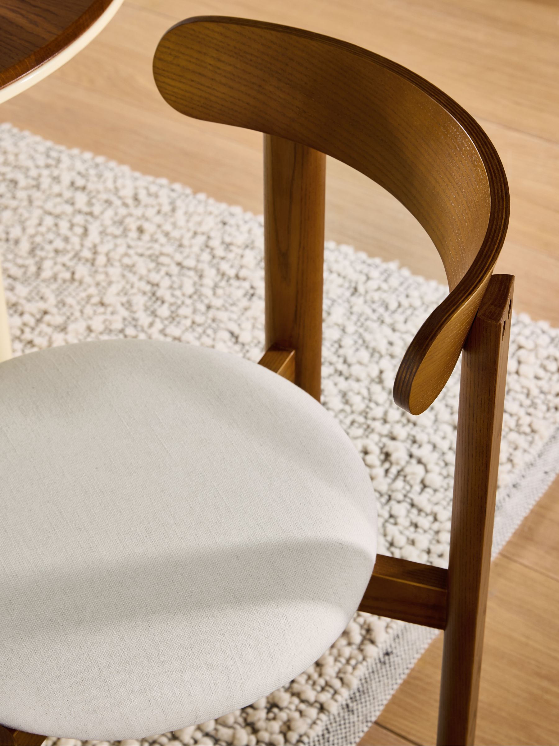 Set of 2 Plinth Dining Chairs in Woven Slub Natural Stone - Image 2 of 5