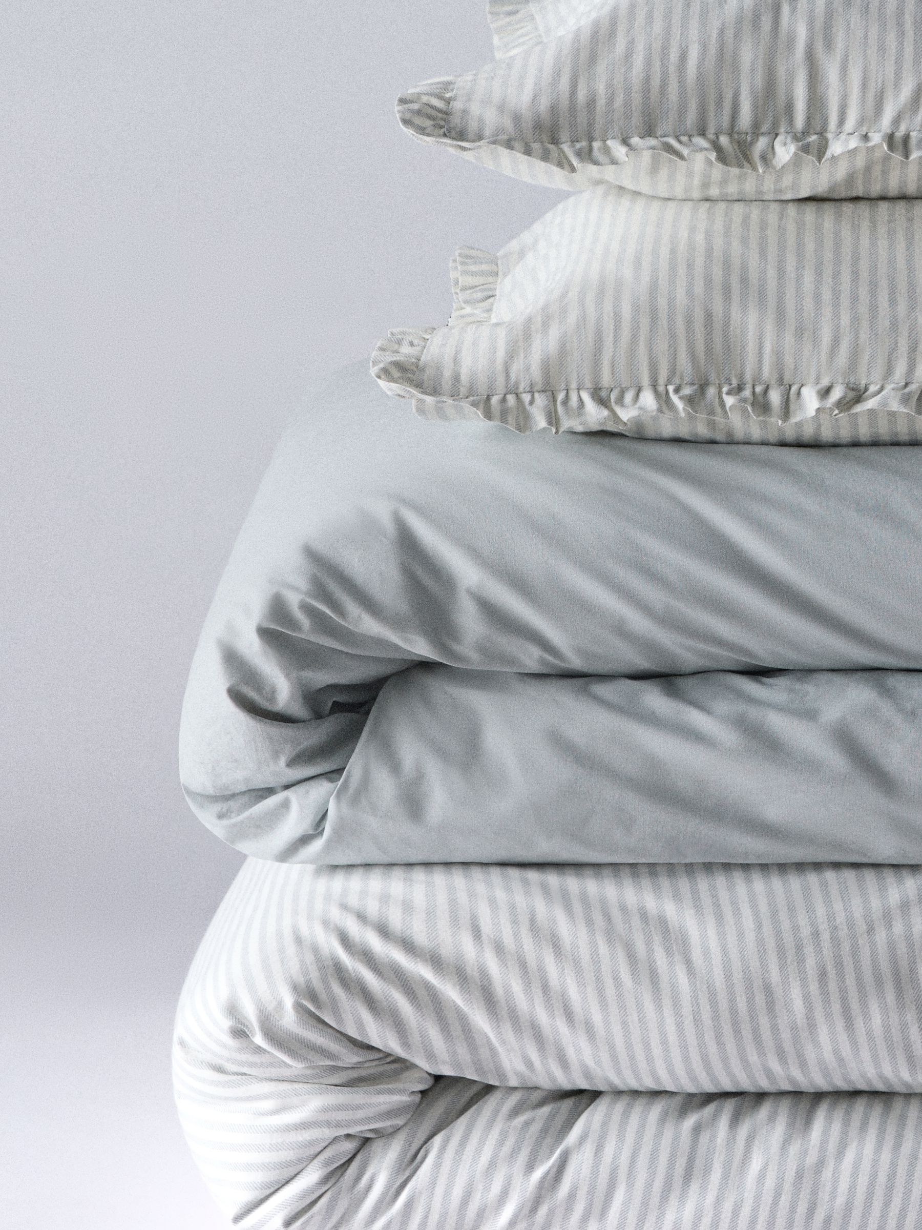 The Set 8 Piece Blue/Stripe Frill Duvet Cover and Pillowcase Set with Fitted Sheets - Image 6 of 6