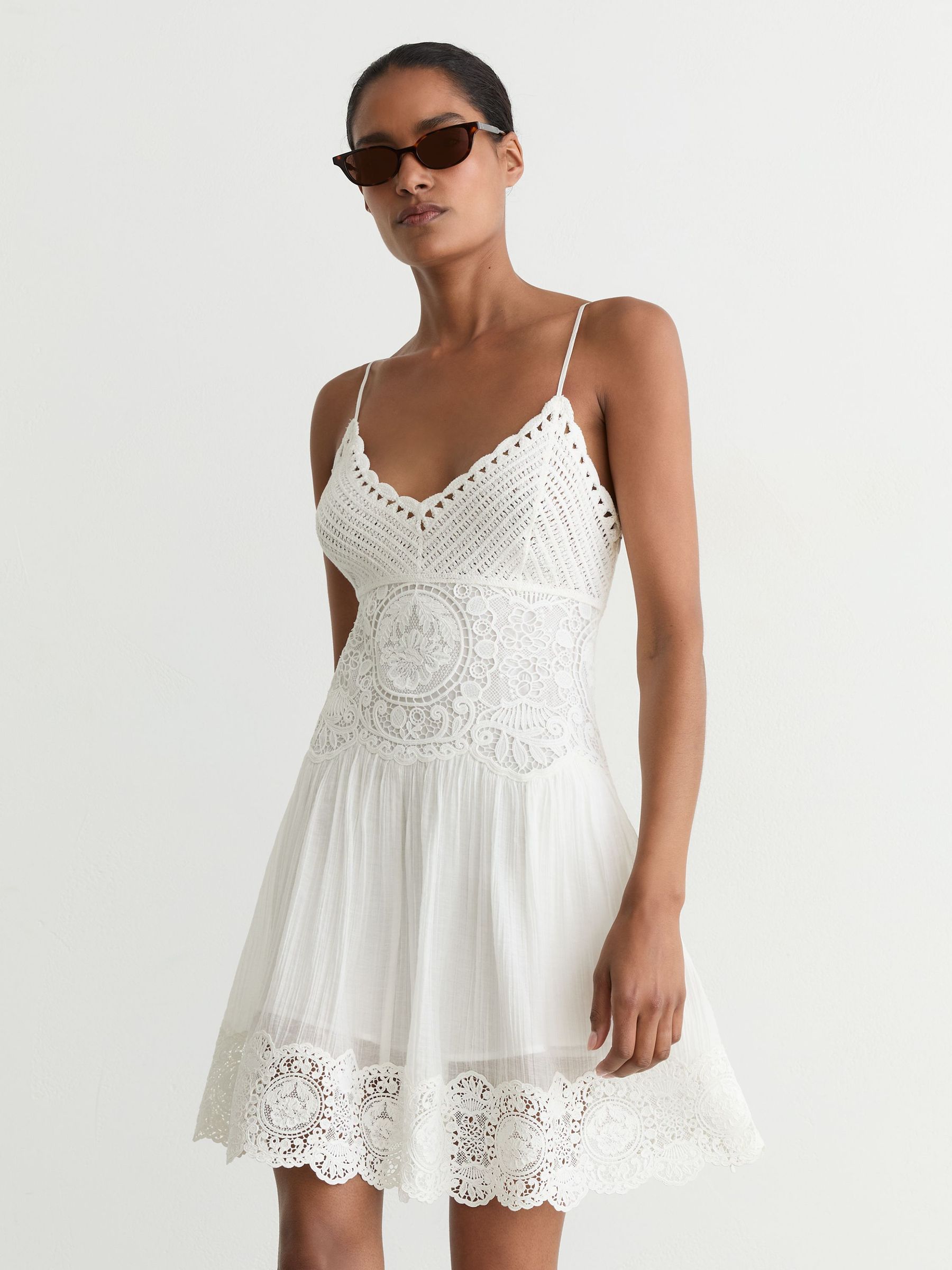 Dress in White - Image 6 of 7