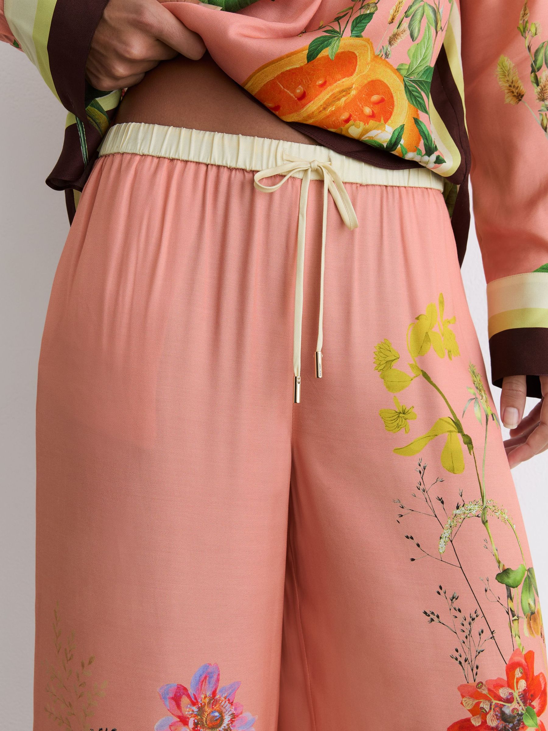 Petite Tropical Scarf-Print Wide-Leg Trousers in Pink - Image 4 of 8