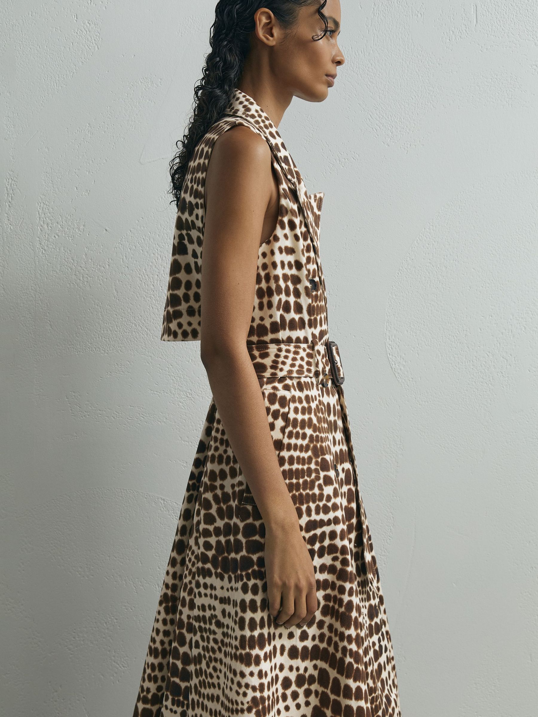 Atelier Cotton Animal-Print Tailored Dress in Chocolate - Image 3 of 8