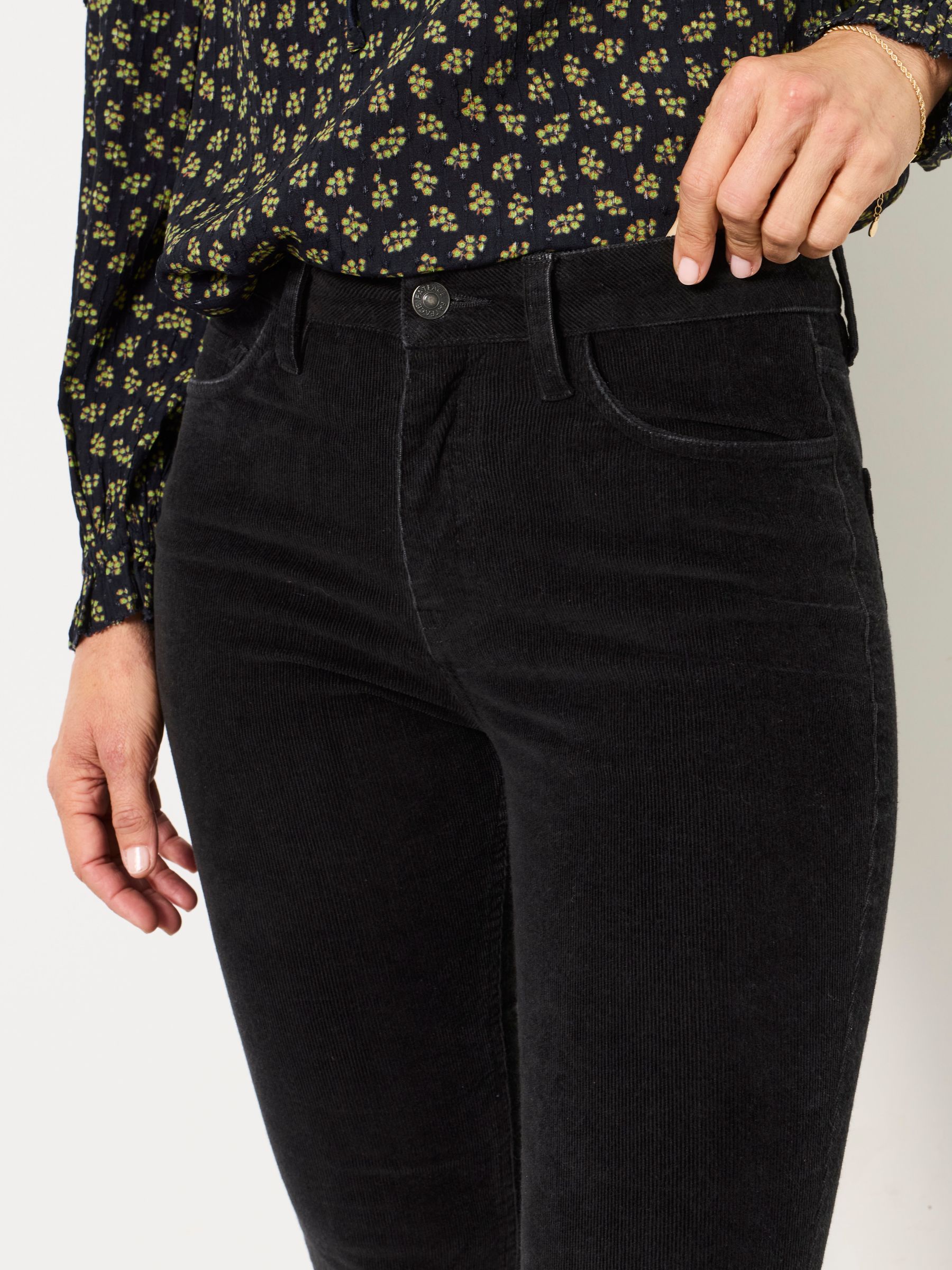 Katrine Black Boot cut Jeans - Image 3 of 6