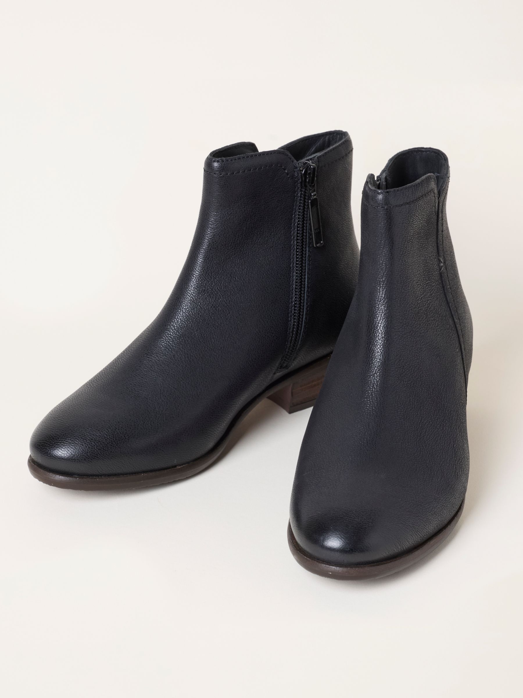 Black Farleigh Leather Shoe Boots - Image 2 of 3