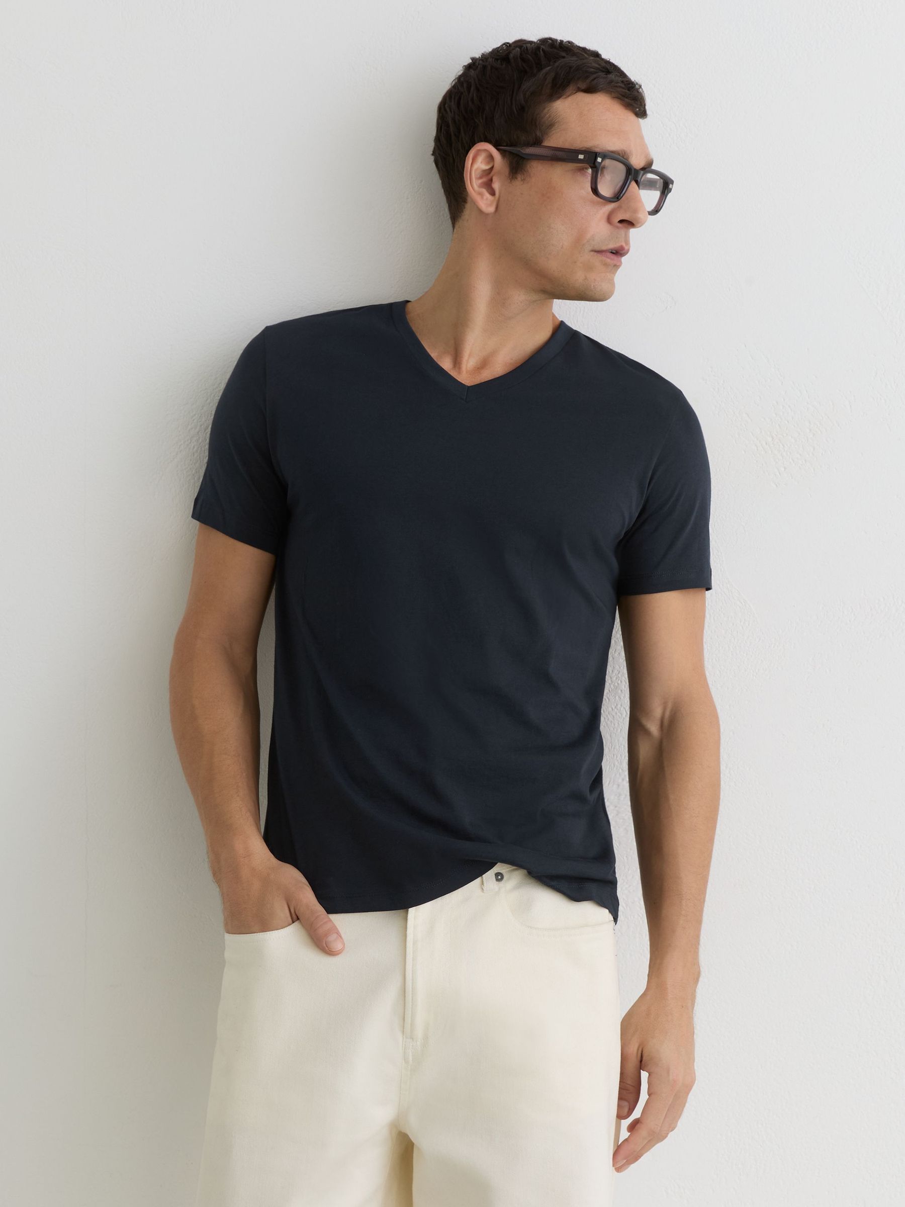 Cotton V-neck Tailored-Fit T-Shirt in Navy - Image 3 of 6