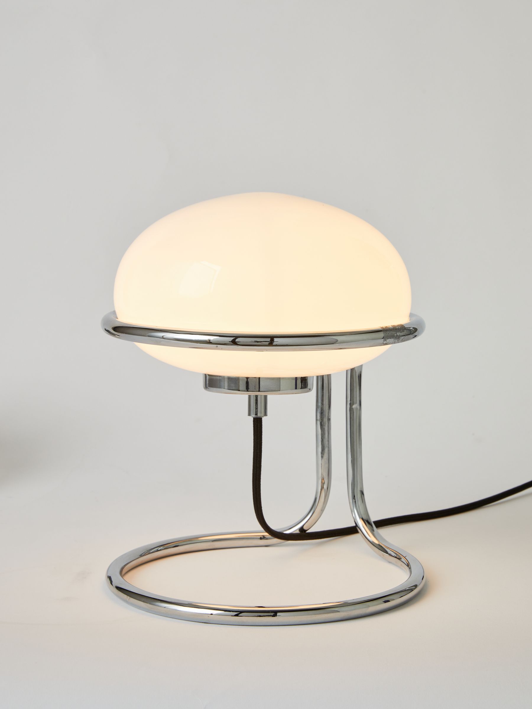Piper Table Lamp in Chrome - Image 4 of 4 Piper Table Lamp in Chrome - Image 4 of 4