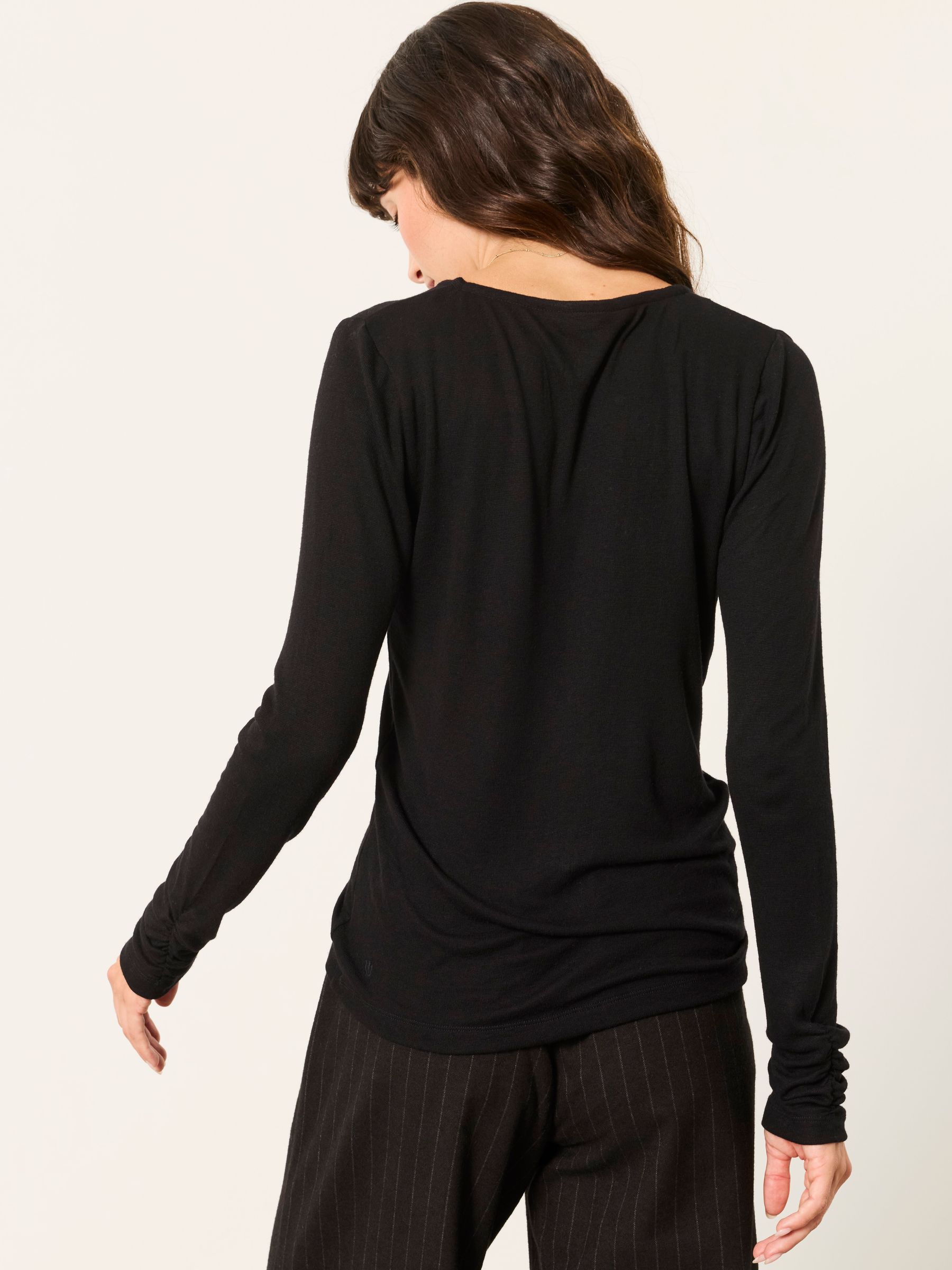 Tallulah Black Twist Front Long Sleeve Top - Image 2 of 6 Tallulah Black Twist Front Long Sleeve Top - Image 2 of 6