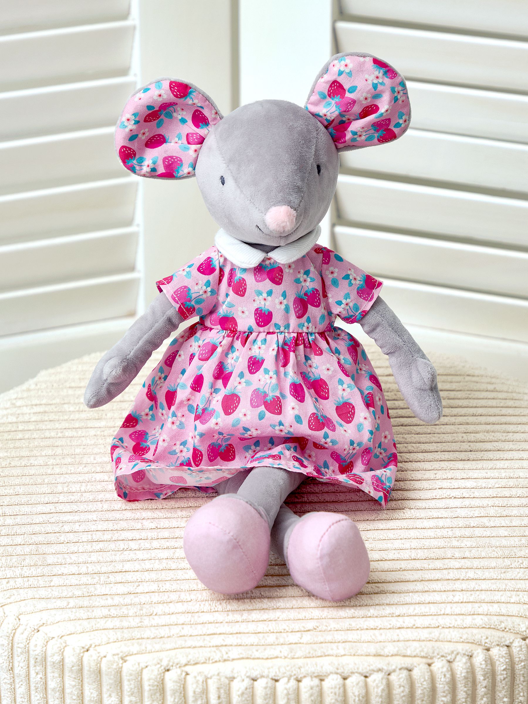 Pink Strawberry Mia Mouse Ragdoll - Image 3 of 5