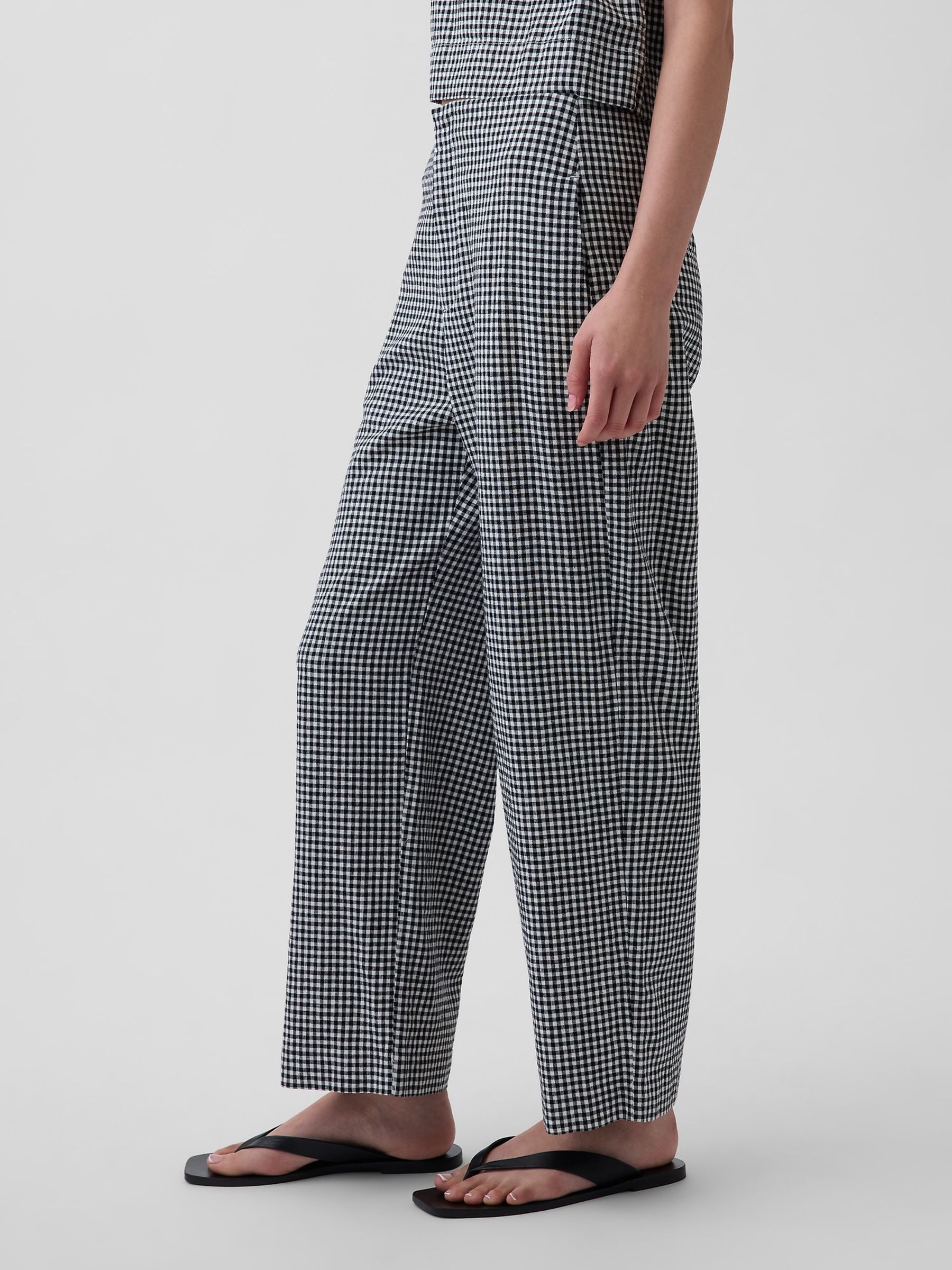 Black Check Linen-Blend Relaxed Straight Ankle Trousers - Image 3 of 4