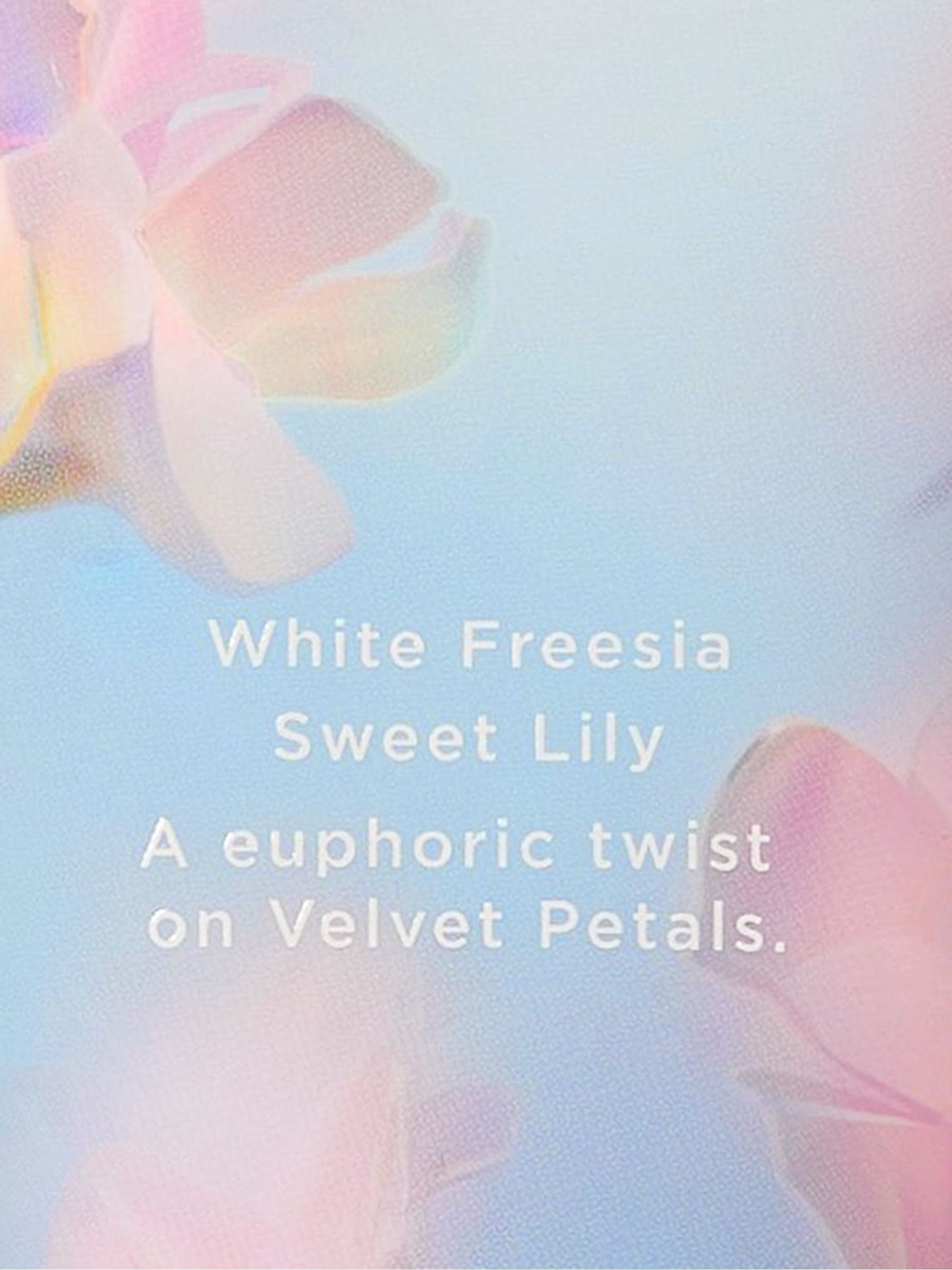 Velvet Petals Bliss Body Lotion 236ml - Image 2 of 2