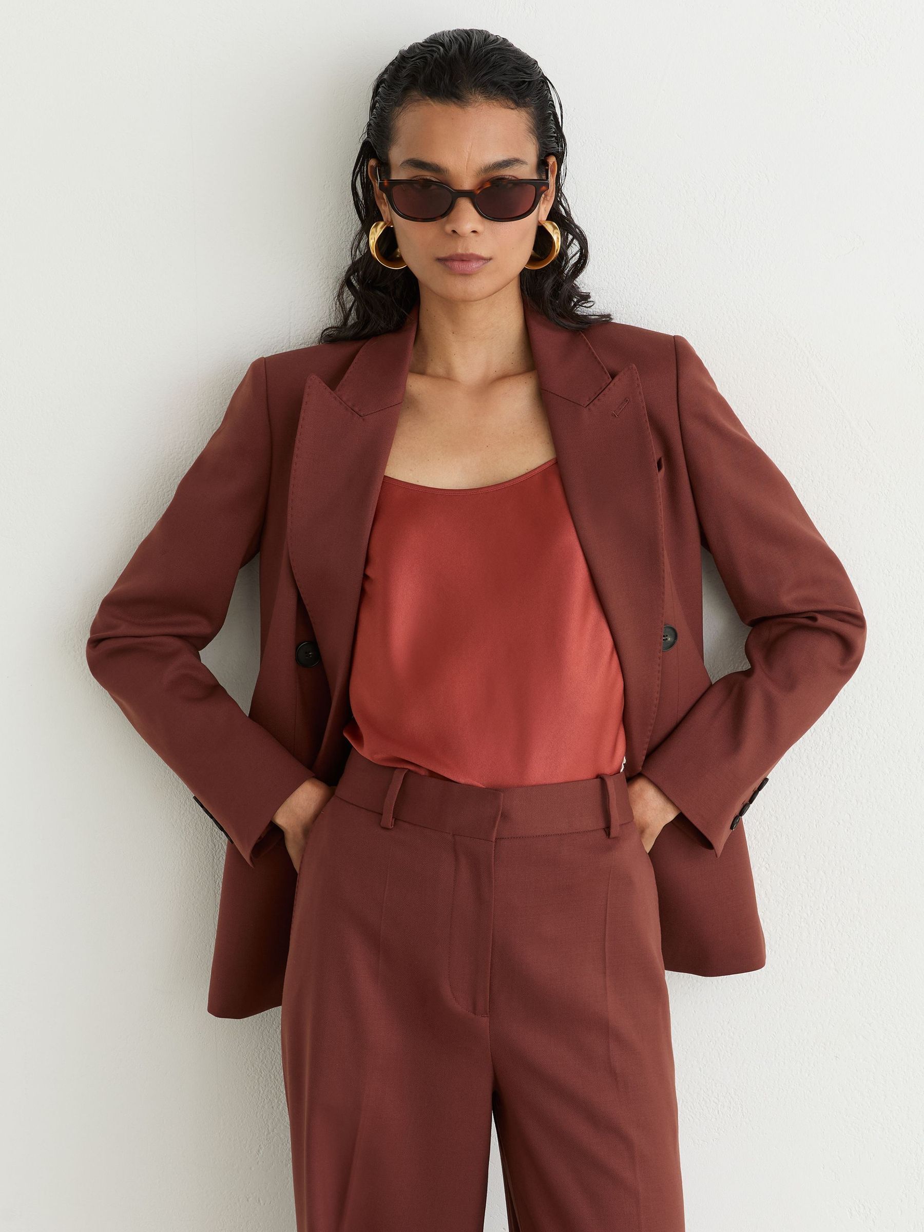 Wool-Blend Wide-Leg Suit Trousers in Brick Red - Image 5 of 10