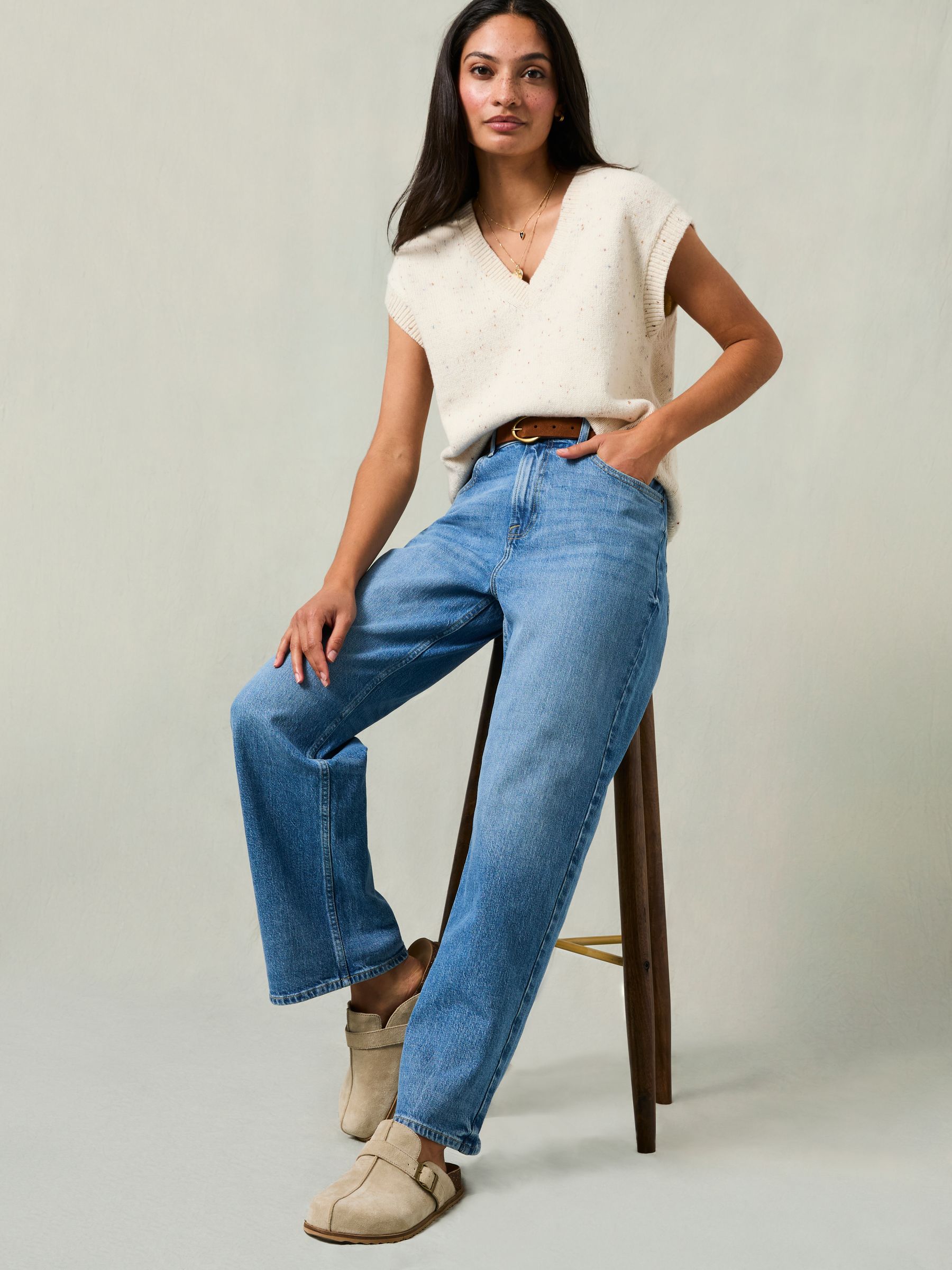 Filby Light Wash Relaxed Straight Leg Jean - Image 5 of 7