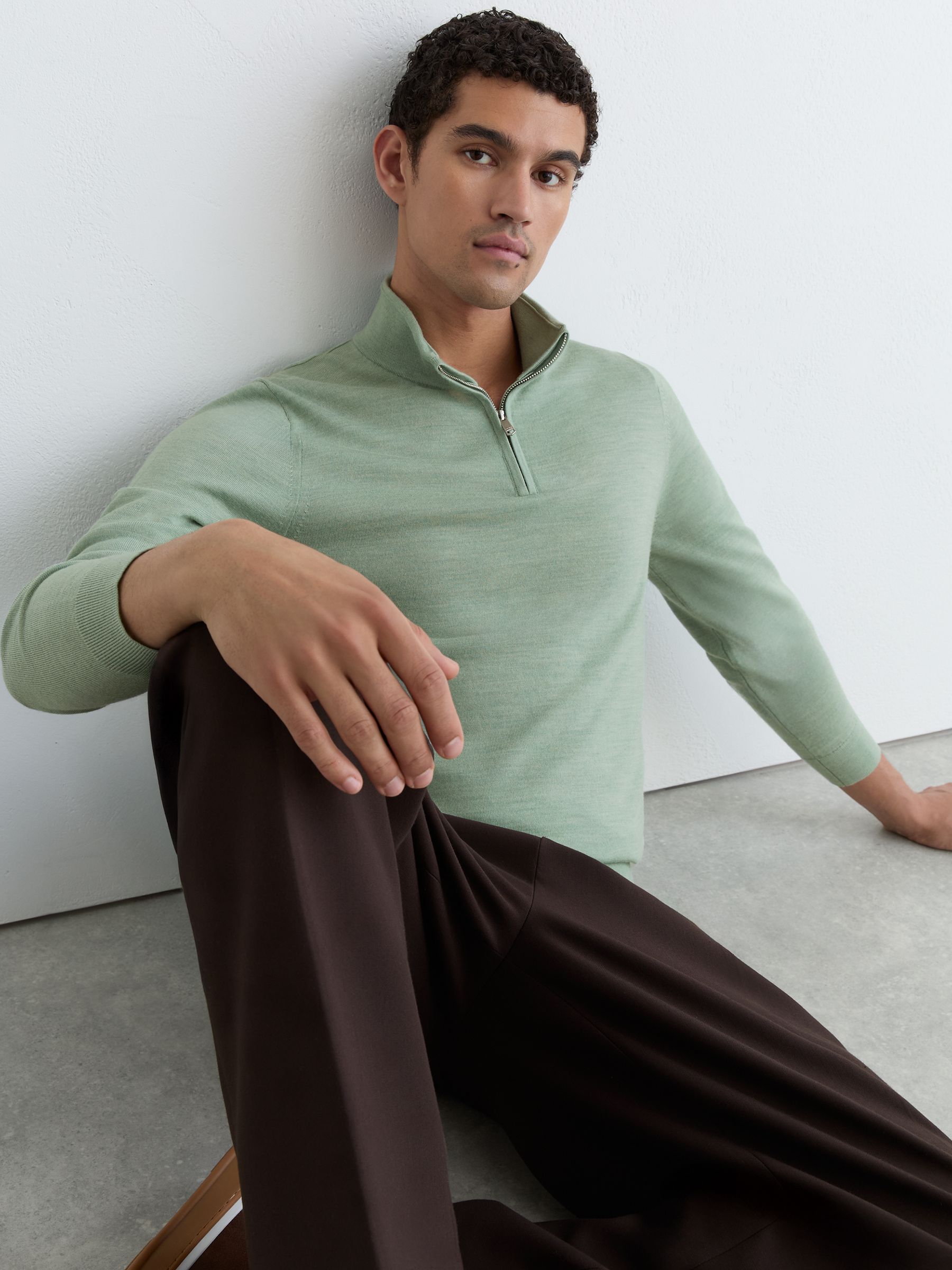 Merino Wool Half-Zip Funnel-Neck Jumper in Minty Sage Green - Billede 6 af 7