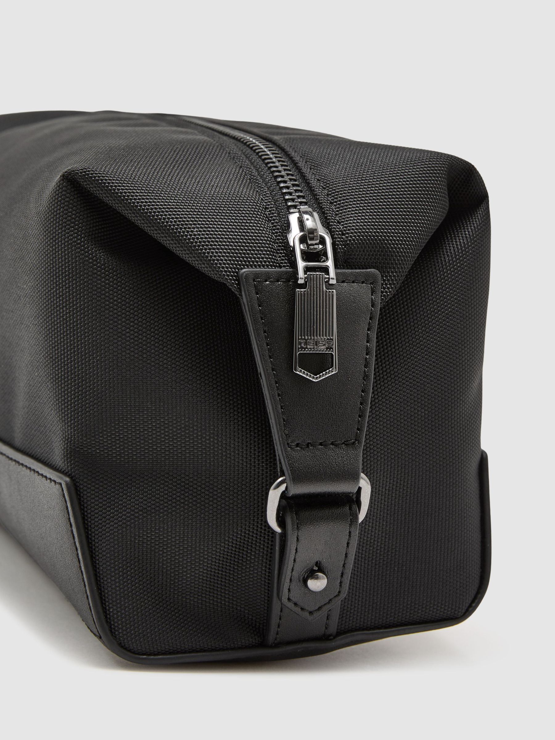 Woven Washbag in Black - Obrázek 5 z 5